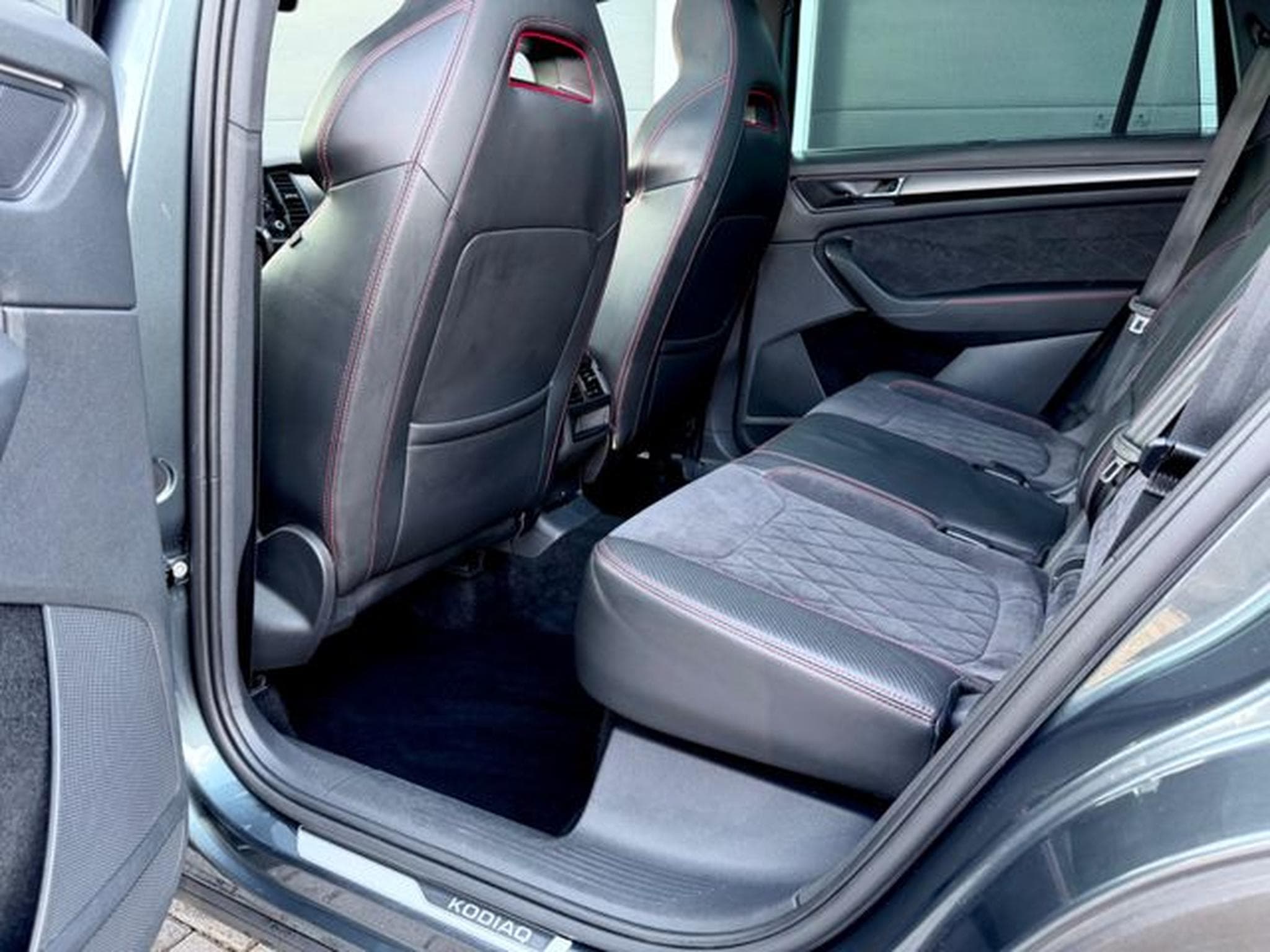 Skoda Kodiaq Kodiaq RS 2.0 TDI DSG 4x4 /PANO/LED/CAM/GARANTIE (2019) - Photo 14