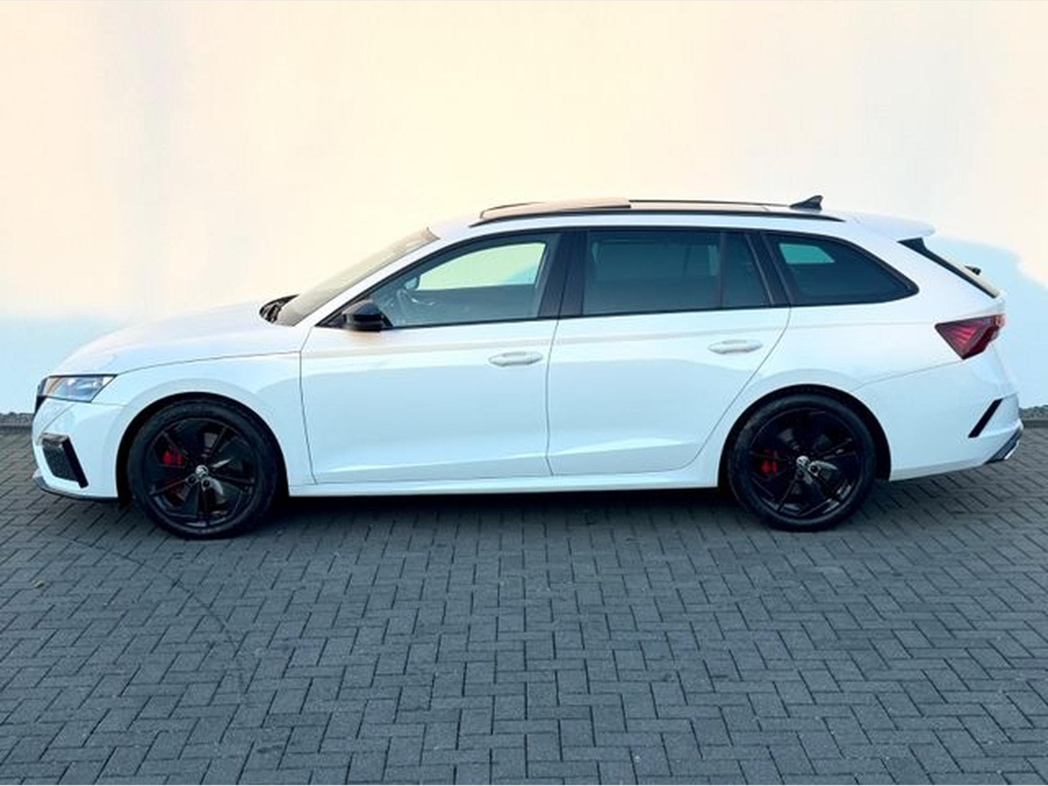 Skoda Octavia Octavia Combi RS 2.0 TSI DSG /MASSAGE/PANO/HUD/ (2020) - Photo 8