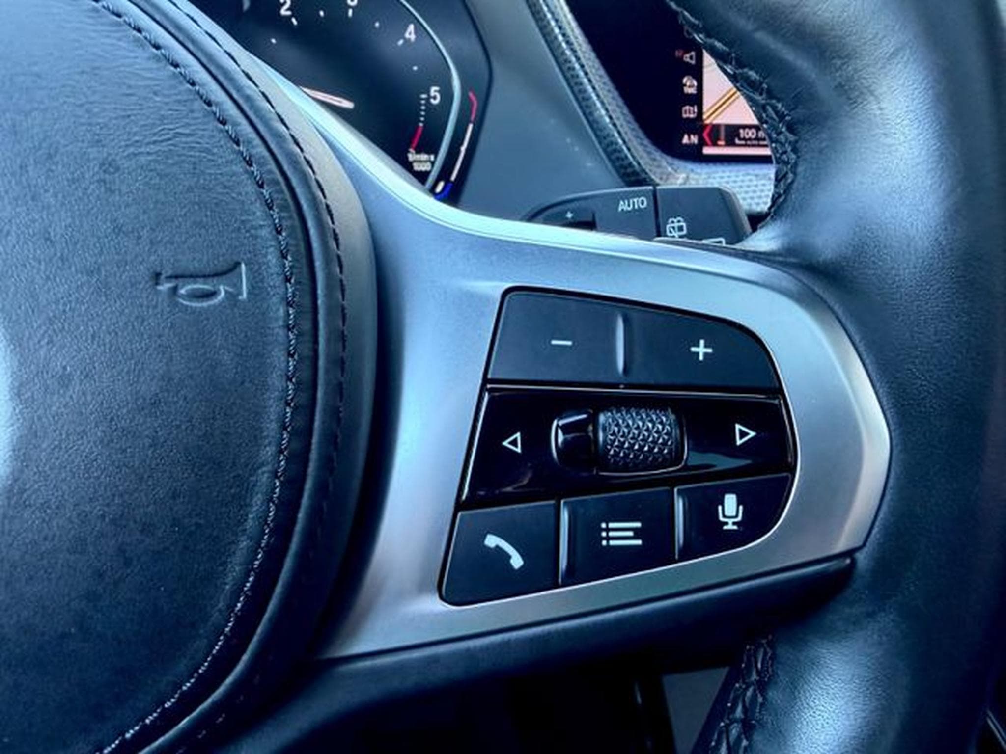BMW 118 118 d M Sport Paket /PANO/LED/CAM/GARANTIE/ (2020) - Photo 18
