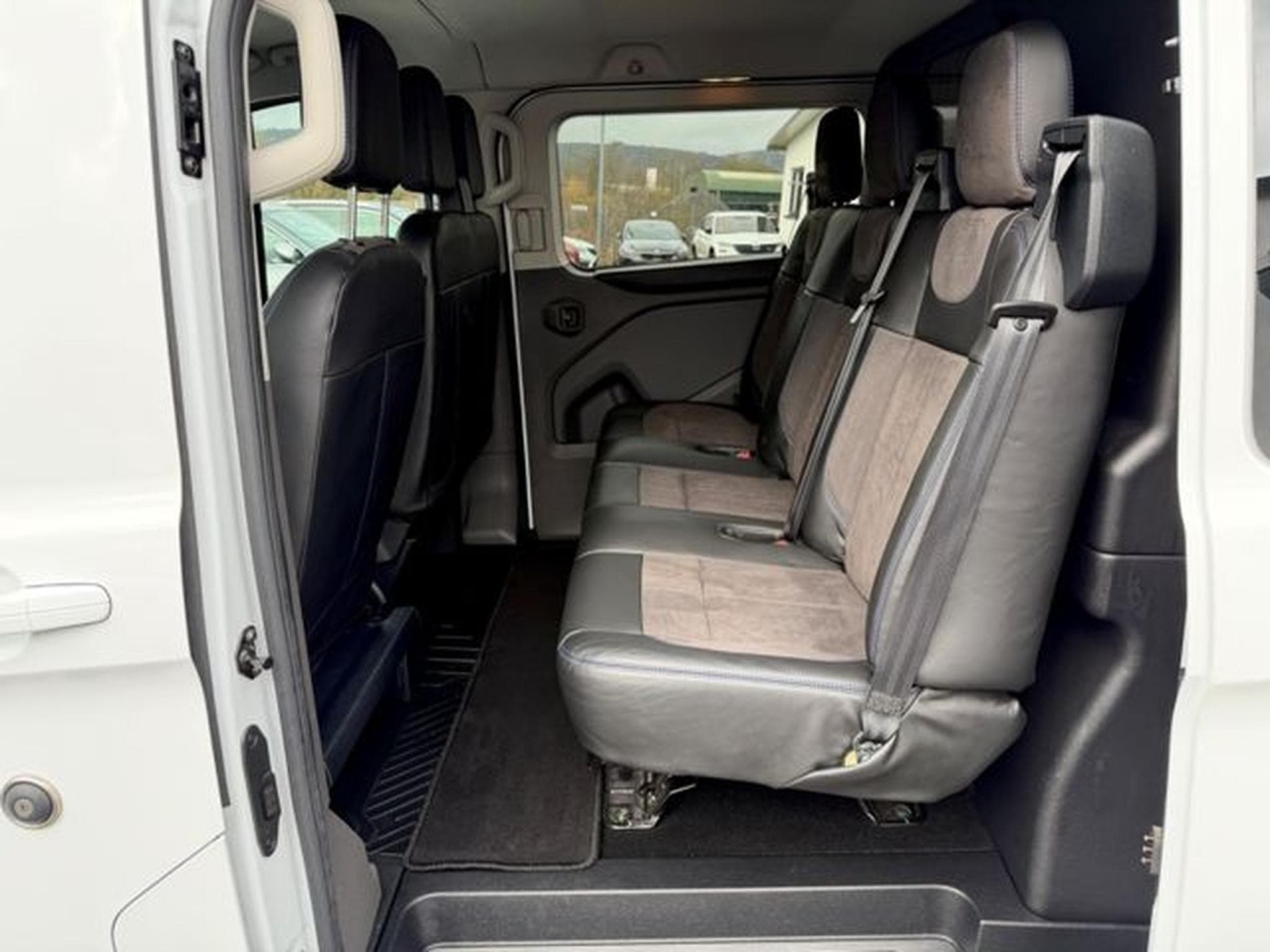 Ford Transit Transit/Tourneo Custom Titanium MS-RT (2021) - Foto 13