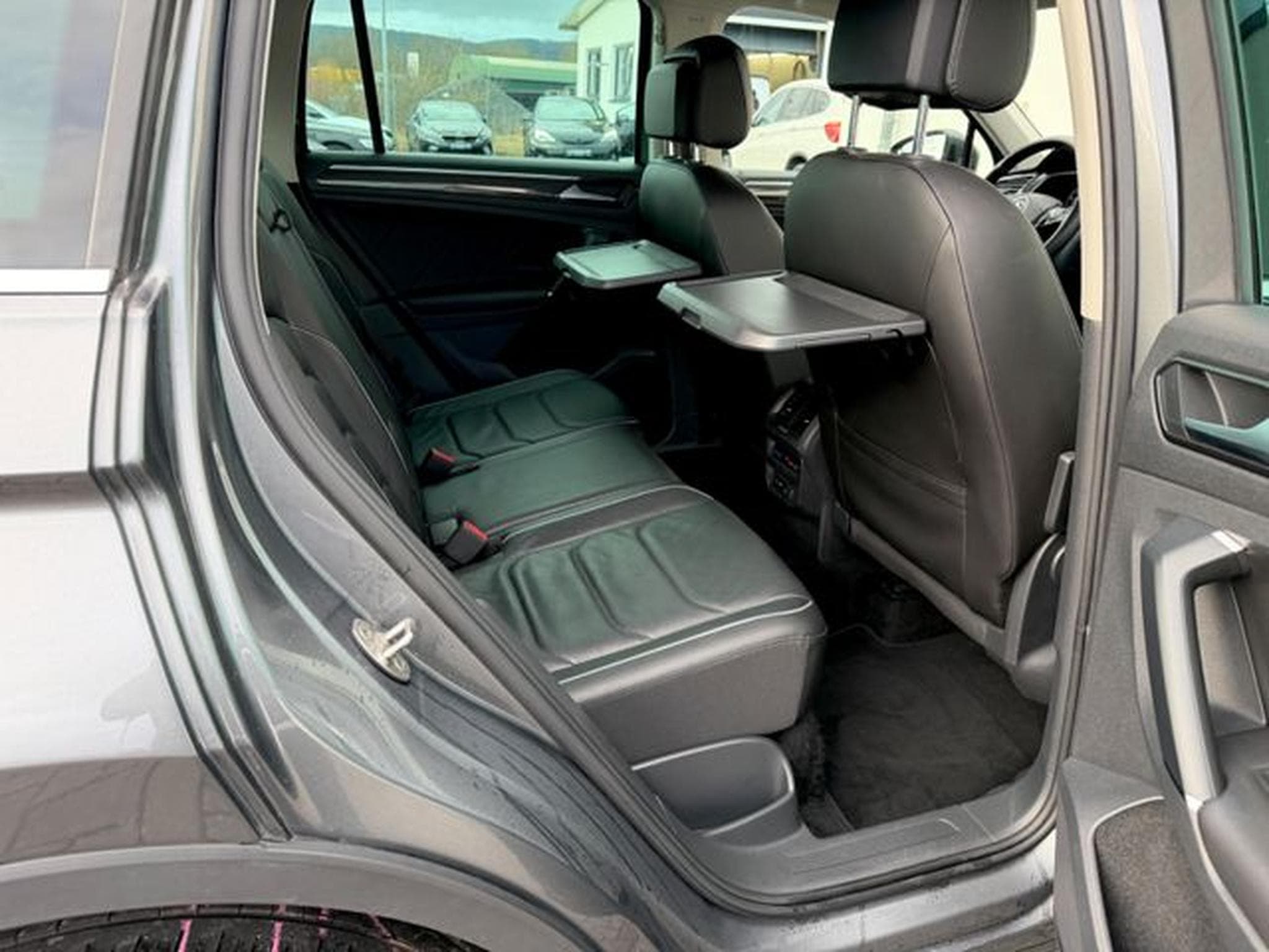VW Tiguan Tiguan Highline 2.0 TSI DSG 4Motion /LED/ACC/CAM (2018) - Foto 12