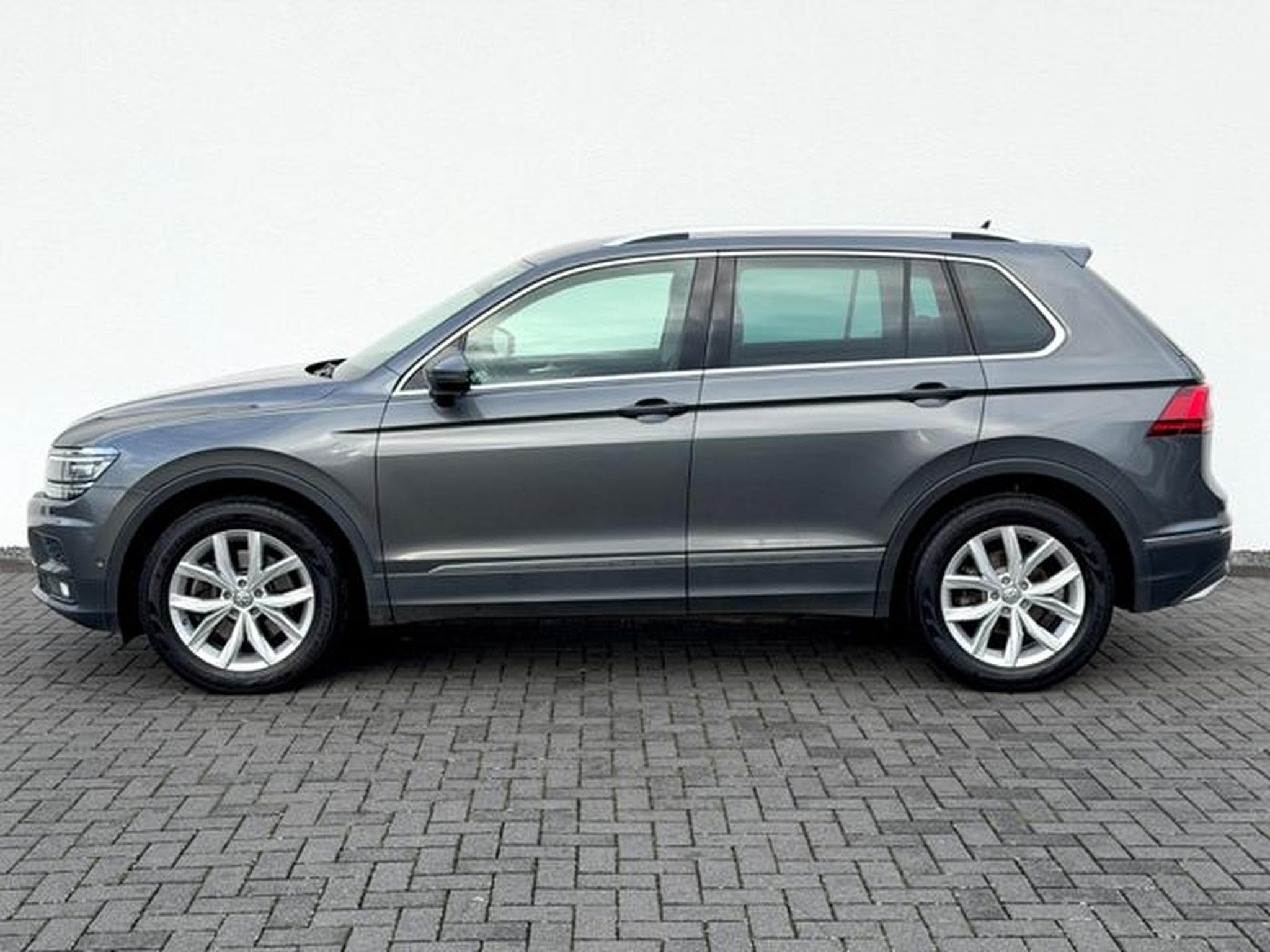 VW Tiguan Tiguan Highline 2.0 TSI DSG 4Motion /LED/ACC/CAM (2018) - Foto 8