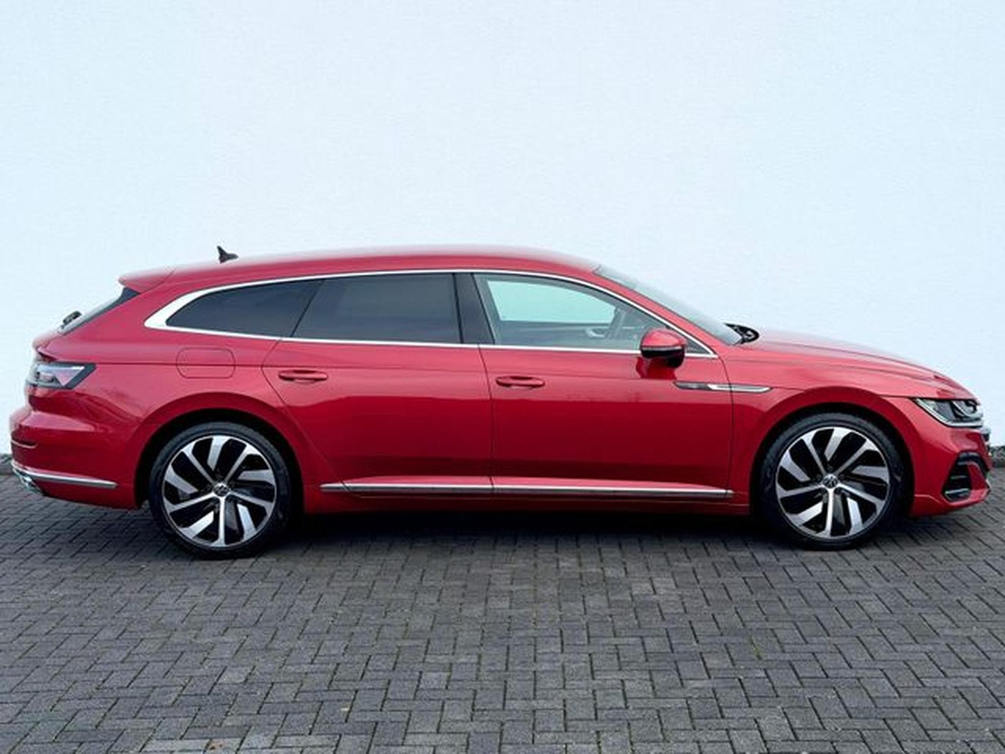 VW Arteon Arteon Shooting Brake R Line 2.0 TDI DSG 1.HAND (2021) - Foto 4