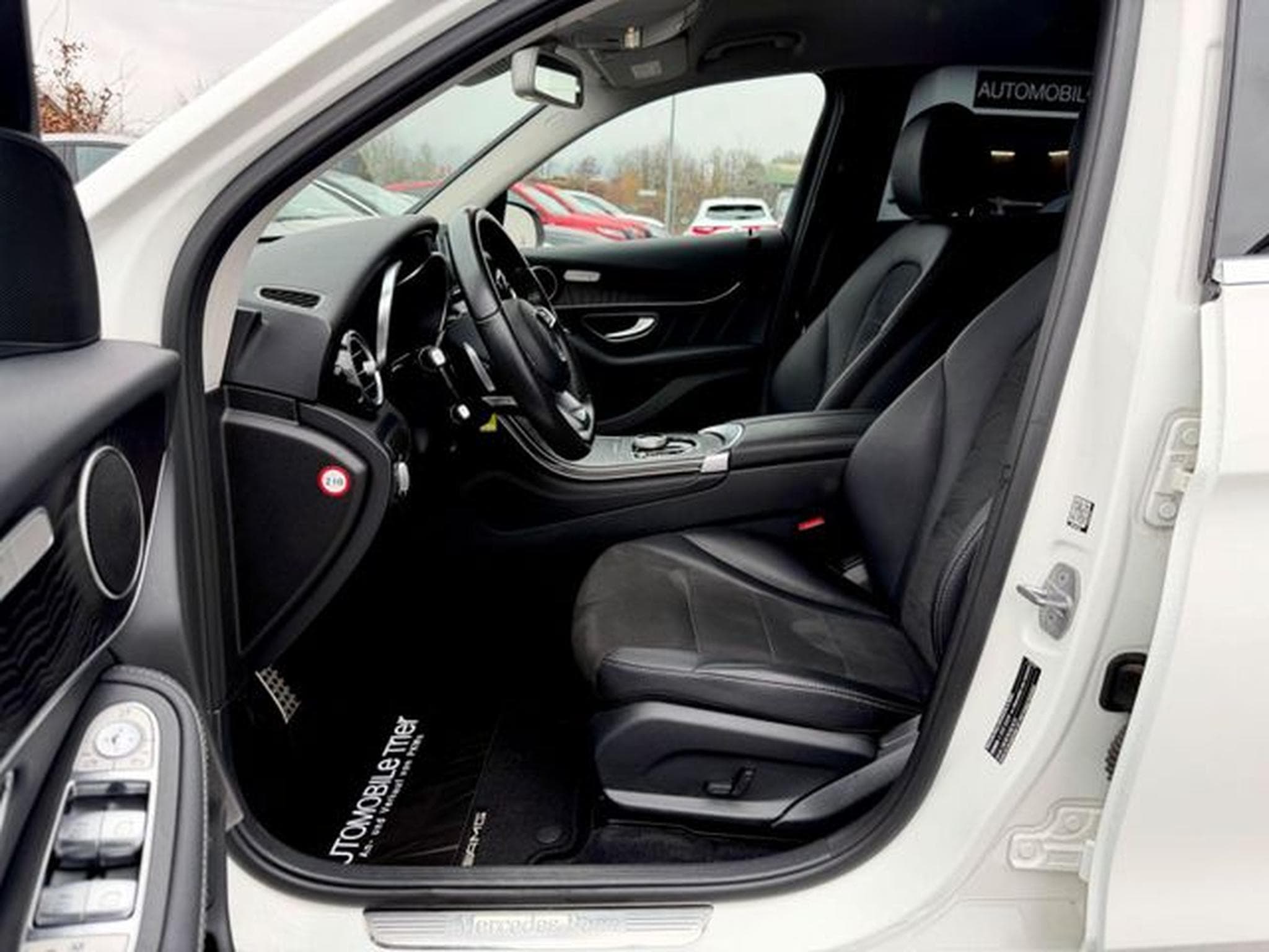 Mercedes GLC 250 GLC 250 d 4Matic Amg Line / NAVI/LED/AHK/1.HAND/ (2017) - Foto 9