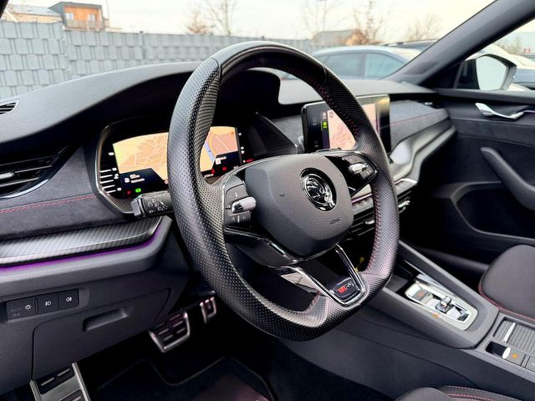 Skoda Octavia Octavia Combi RS 2.0 TDI DSG /LED/ACC/1.HAND/ (2021) - Foto 10