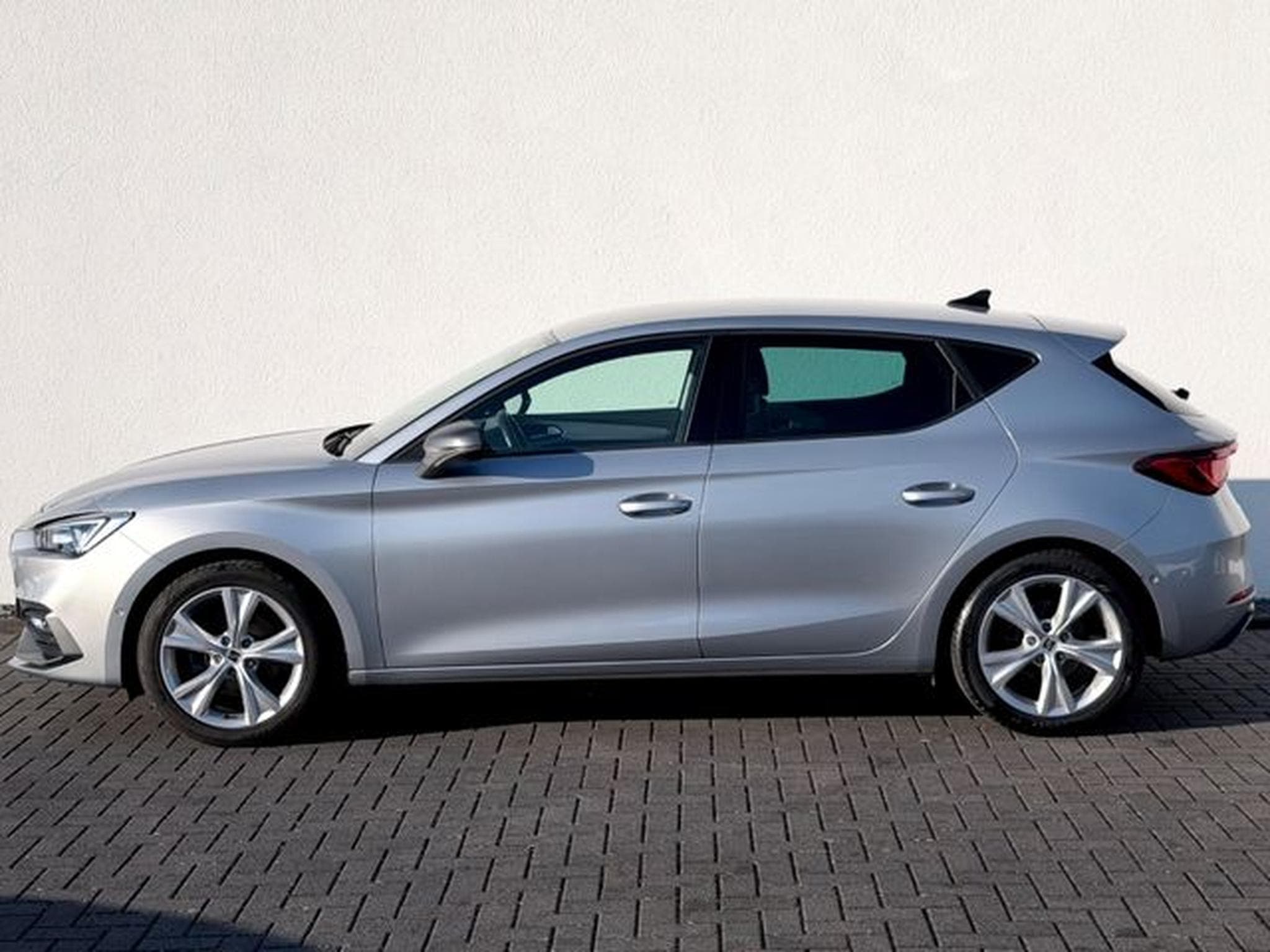 Seat Leon Leon FR 2.0 TDI /NAVI/LED/LHZ/PDC/GARANTIE/ (2022) - Foto 7