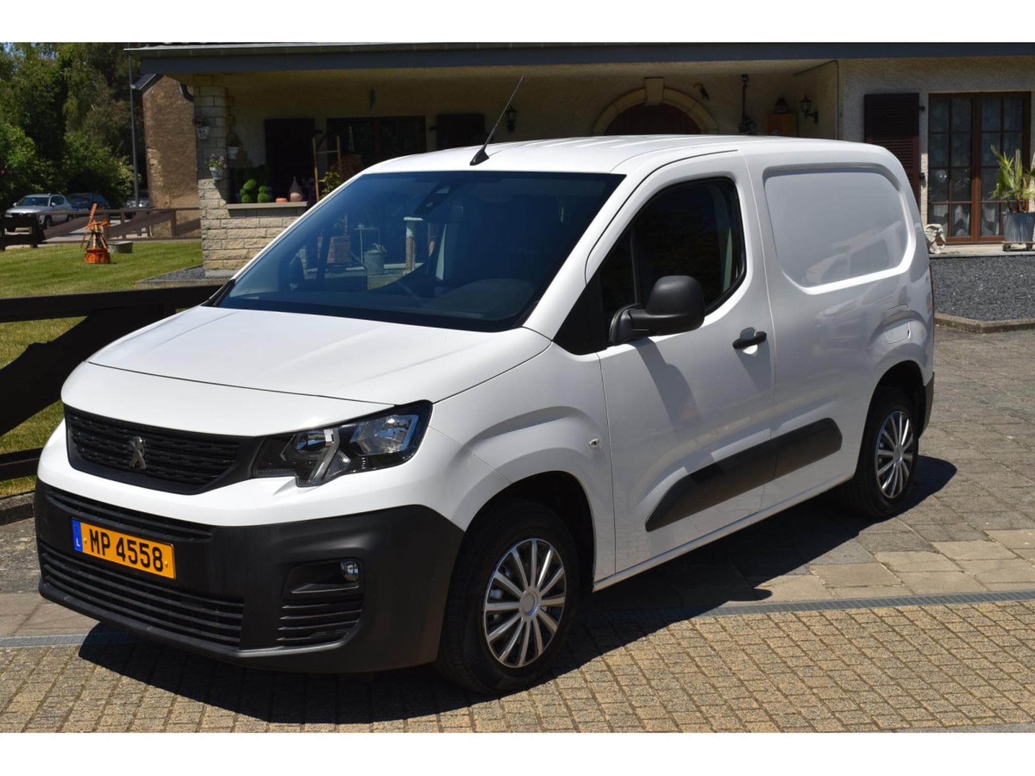 Peugeot Partner 1,6 HDI Airco 3 places (2019) - Foto 3