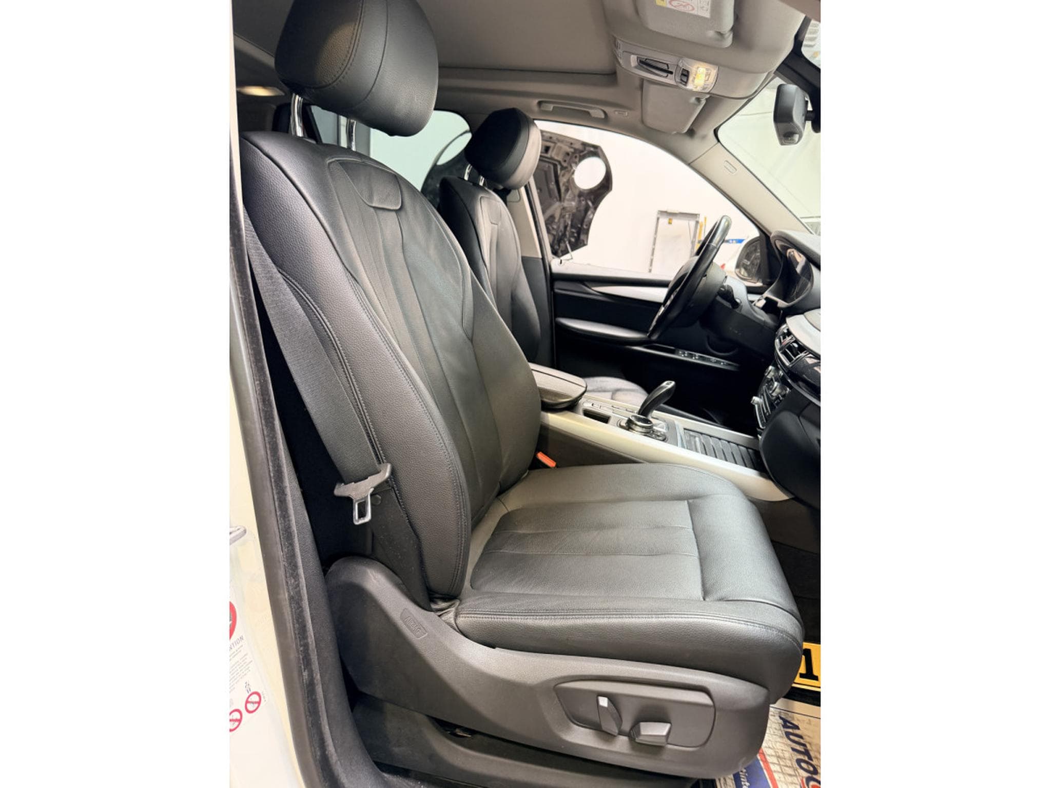 BMW X5 X5 xDrive 30 d/ /7Sitzer/Toit ouvrant Pano/19/bi xénon/Leder (2014) - Photo 10