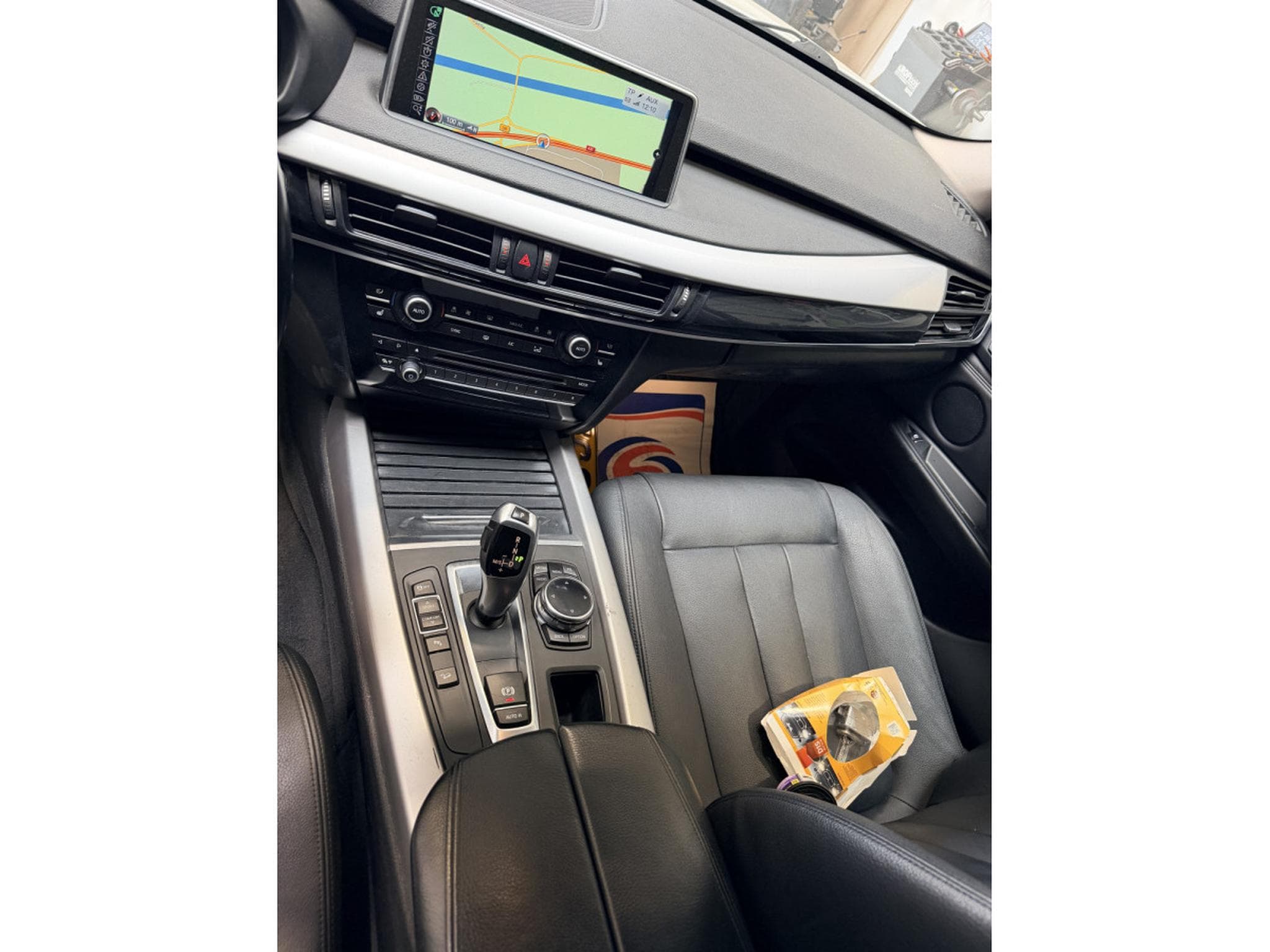 BMW X5 X5 xDrive 30 d/ /7Sitzer/Toit ouvrant Pano/19/bi xénon/Leder (2014) - Photo 8