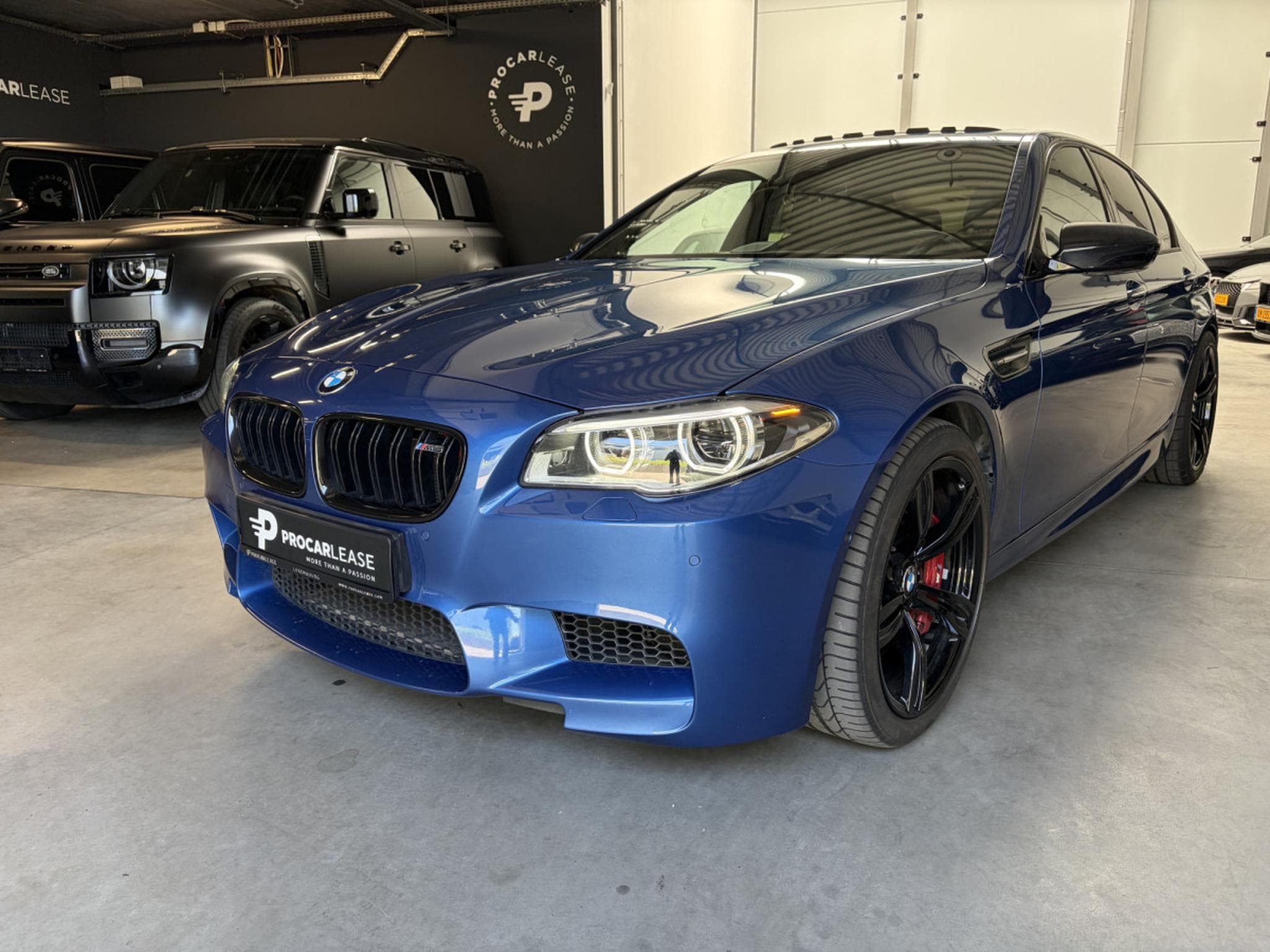 BMW M5 BMW M5 4.4 V8 BiTurbo (2014) - Photo 1