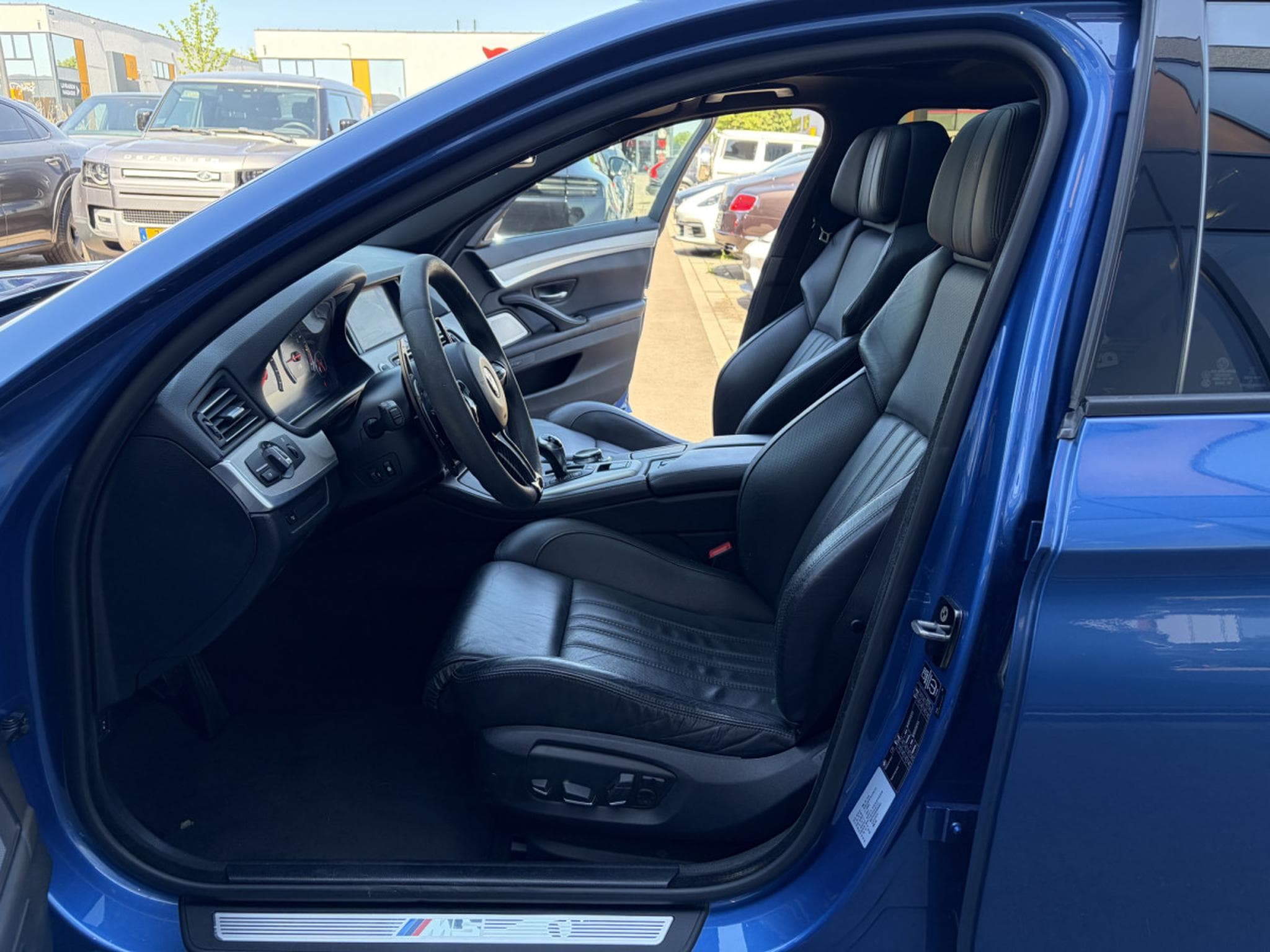 BMW M5 BMW M5 4.4 V8 BiTurbo (2014) - Photo 6