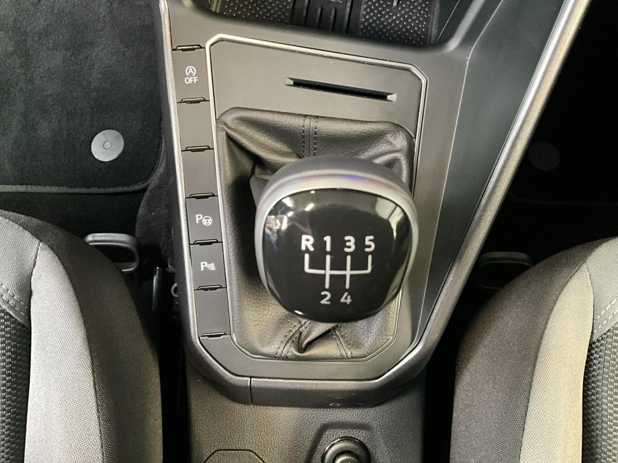 VW Polo Style+BVM+Led+CarPlay (2025) - Photo 12