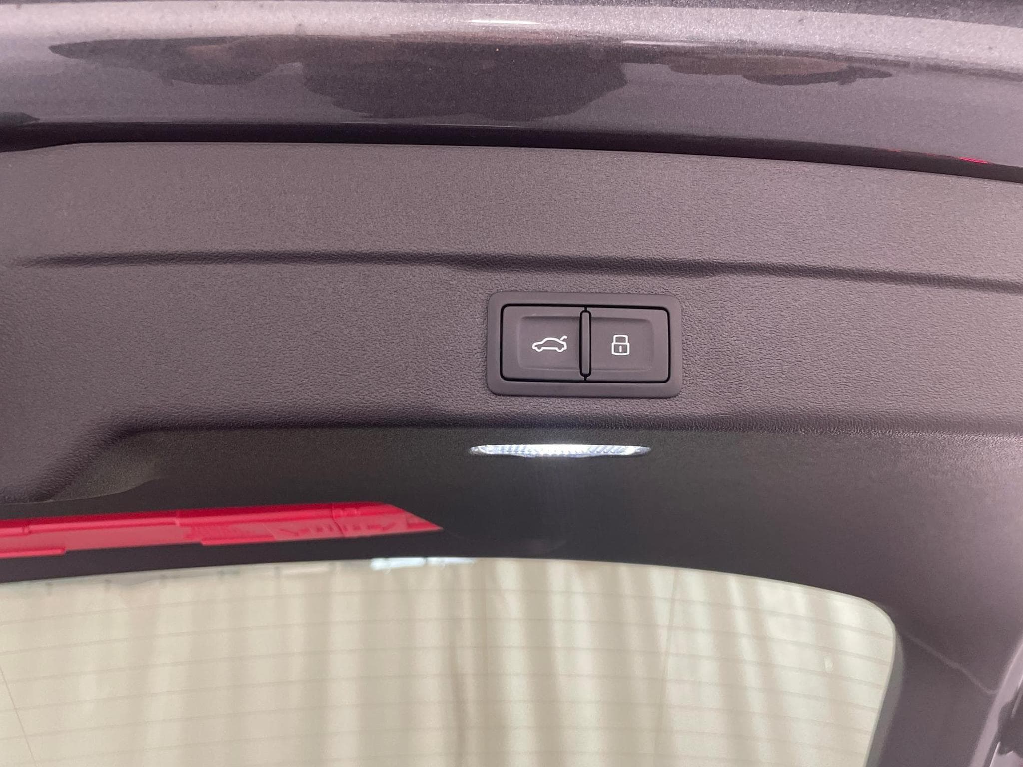 Audi A6 Avant S-Line 2.0 (2025) - Photo 10