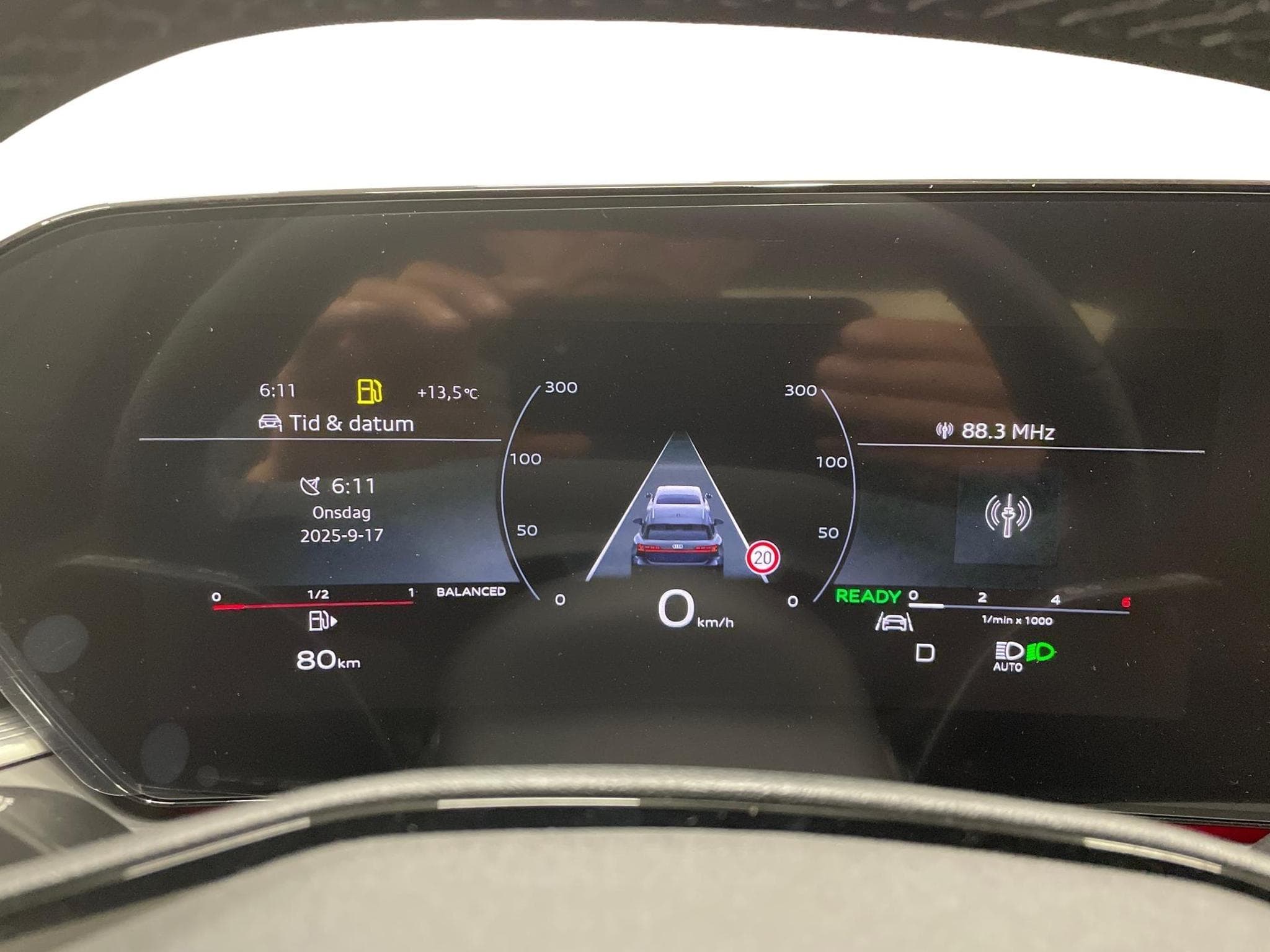 Audi A6 Avant S-Line 2.0 (2025) - Photo 15