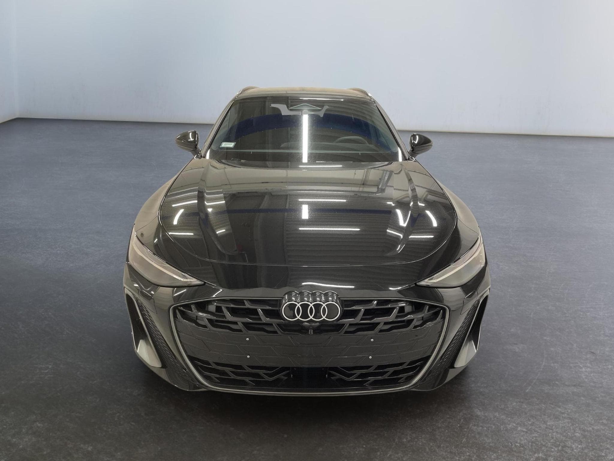 Audi A6 Avant S-Line 2.0 (2025) - Photo 2