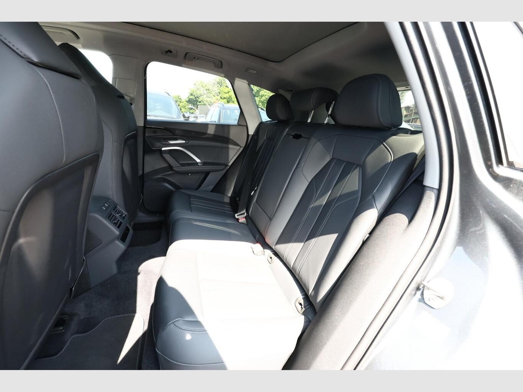 Audi Q5 S line (2026) - Photo 10