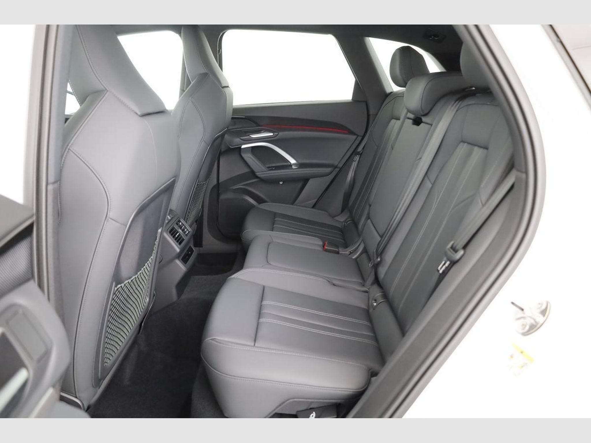 Audi Q5 2.0 TDI quattro 150 kW (2026) - Photo 10