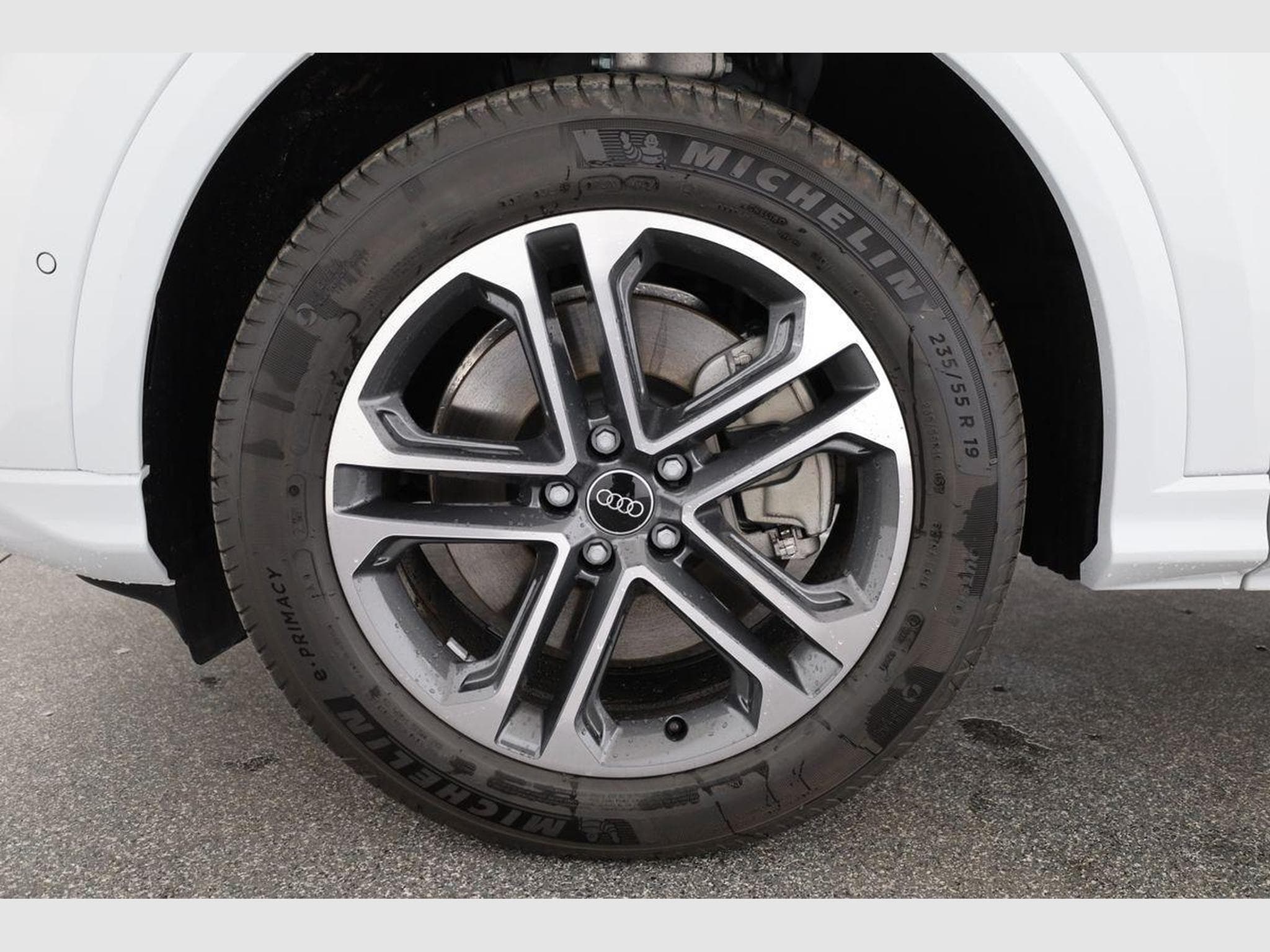 Audi Q5 2.0 TDI quattro 150 kW (2026) - Photo 15