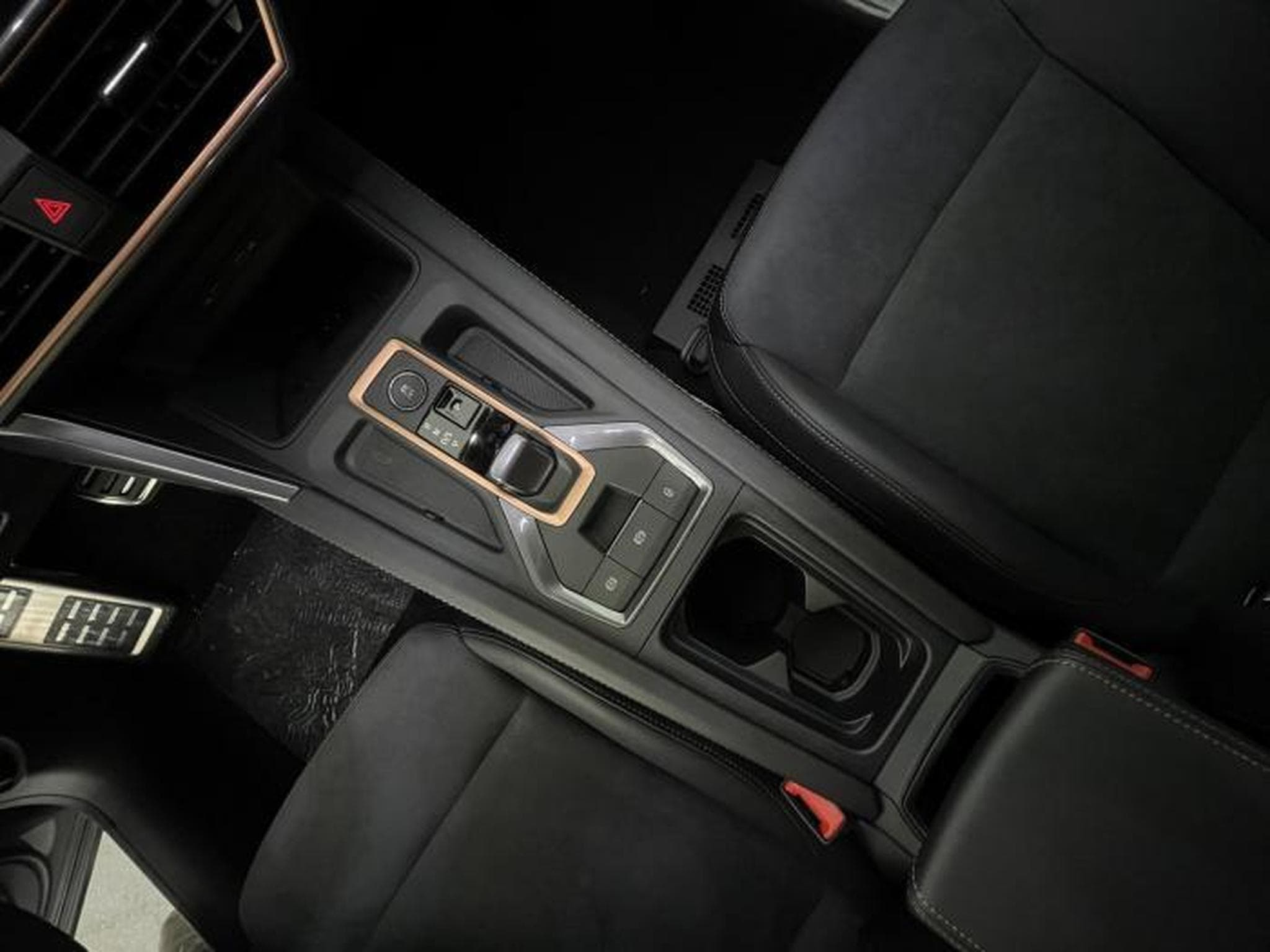 Cupra Formentor VZ (2025) - Photo 21