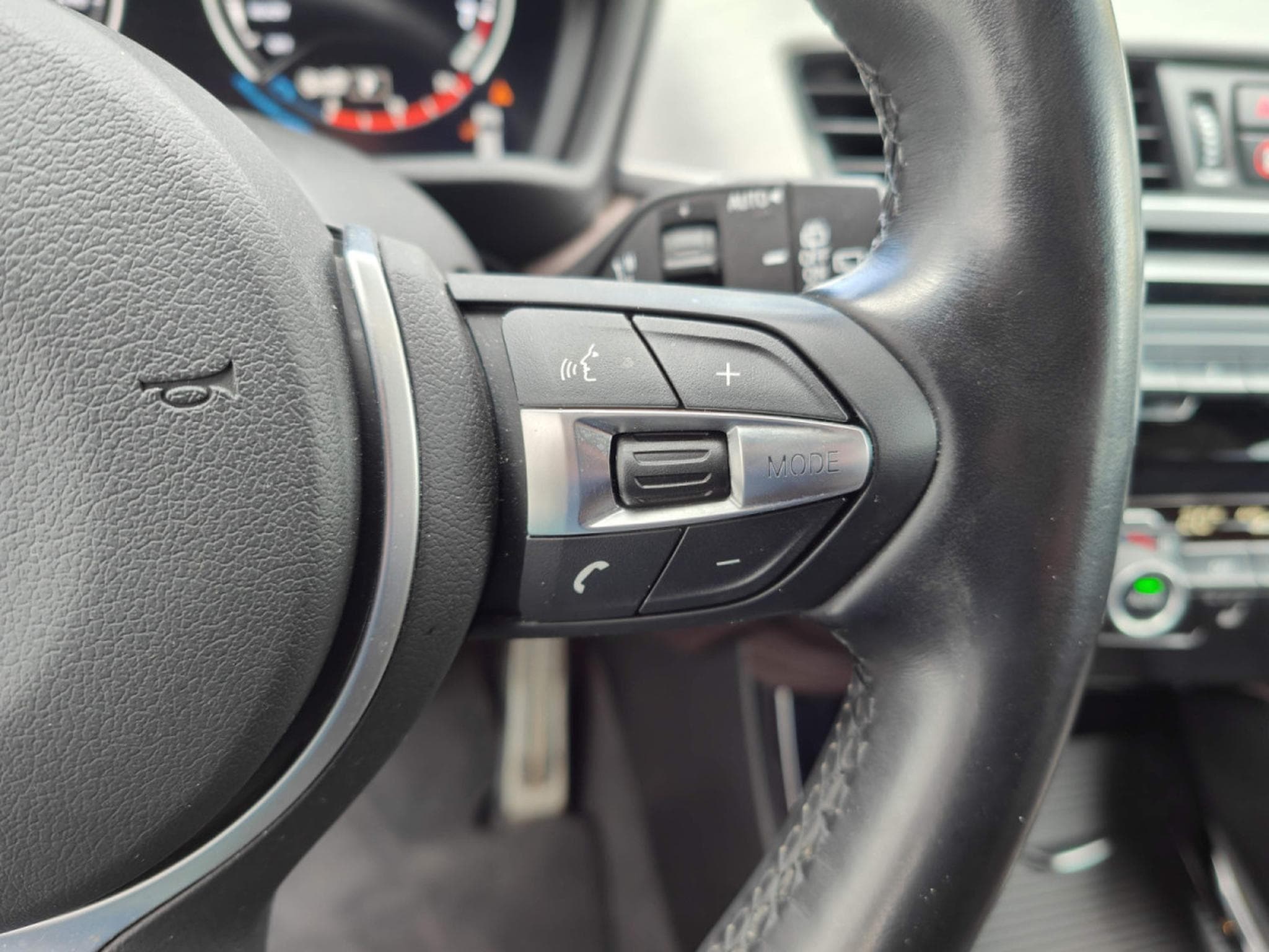 BMW X2 X2 SDRIVE20i PACK M CARPLAY LED CUIR CAMERA (2021) - Photo 16