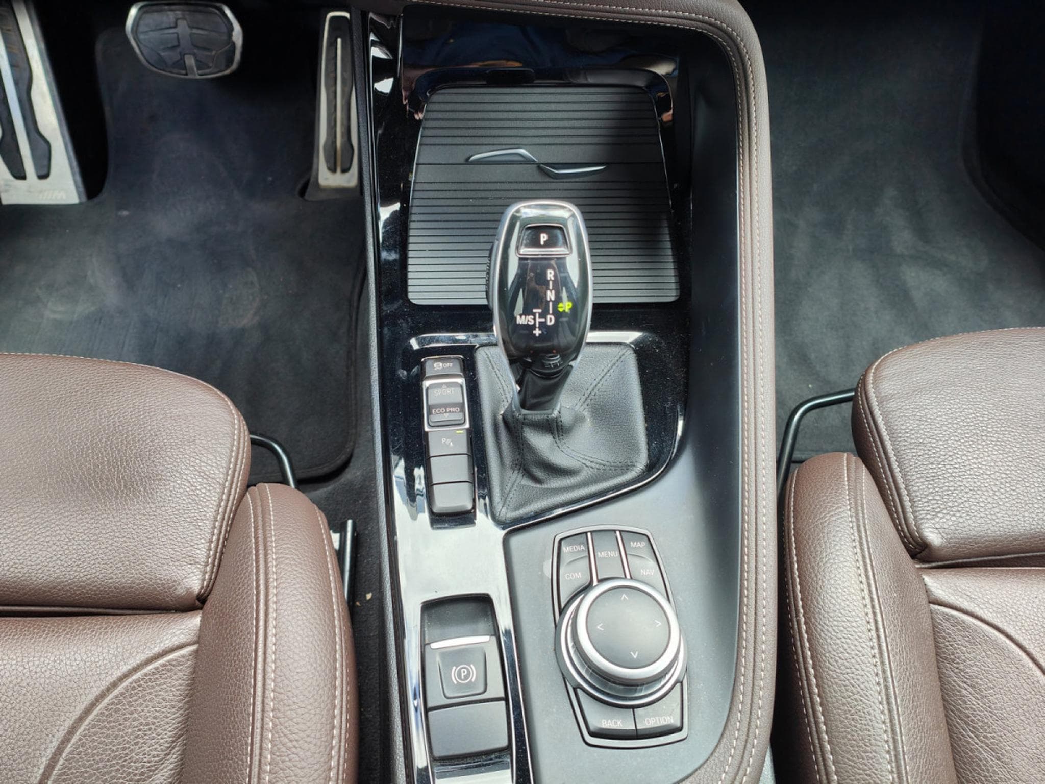 BMW X2 X2 SDRIVE20i PACK M CARPLAY LED CUIR CAMERA (2021) - Photo 21