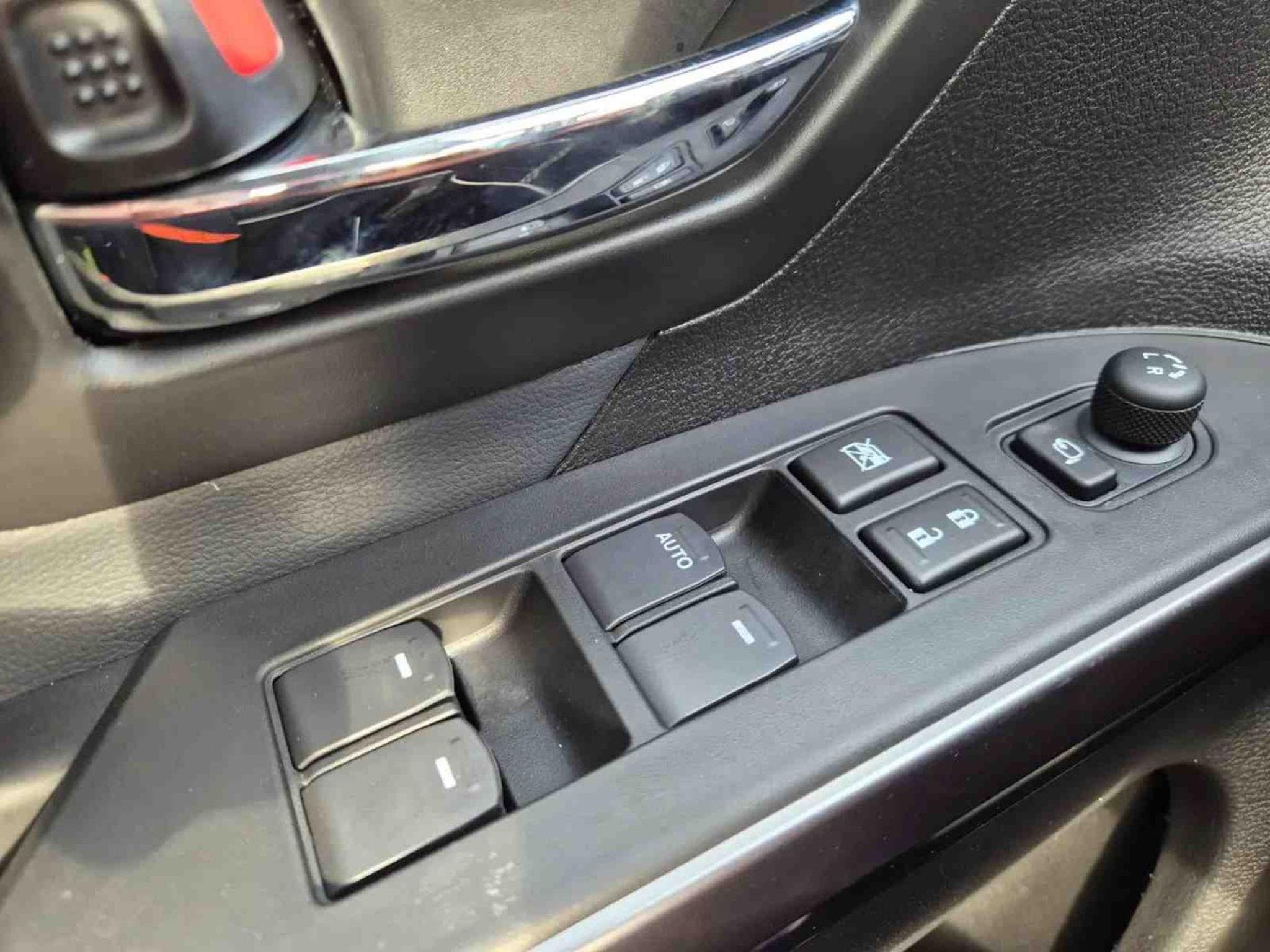 Suzuki S-Cross 1.4 Boosterjet 110 MHEV Comfort Allgrip (2026) - Foto 10