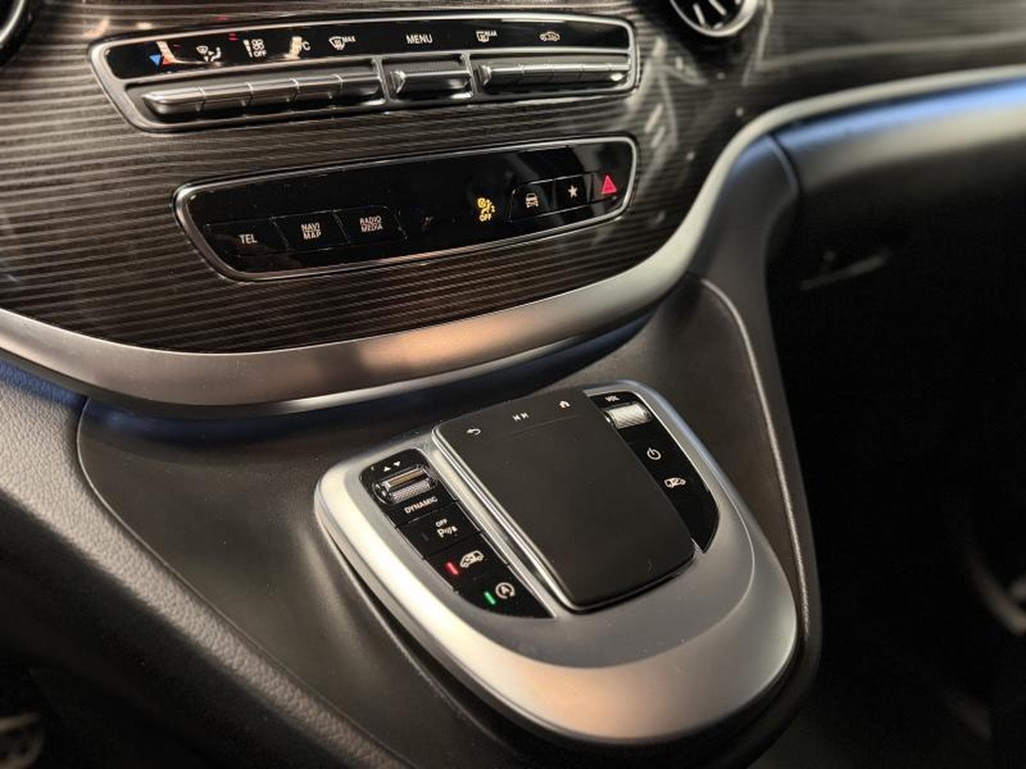 Mercedes V 250 D 9G TRONIC (2022) - Photo 15