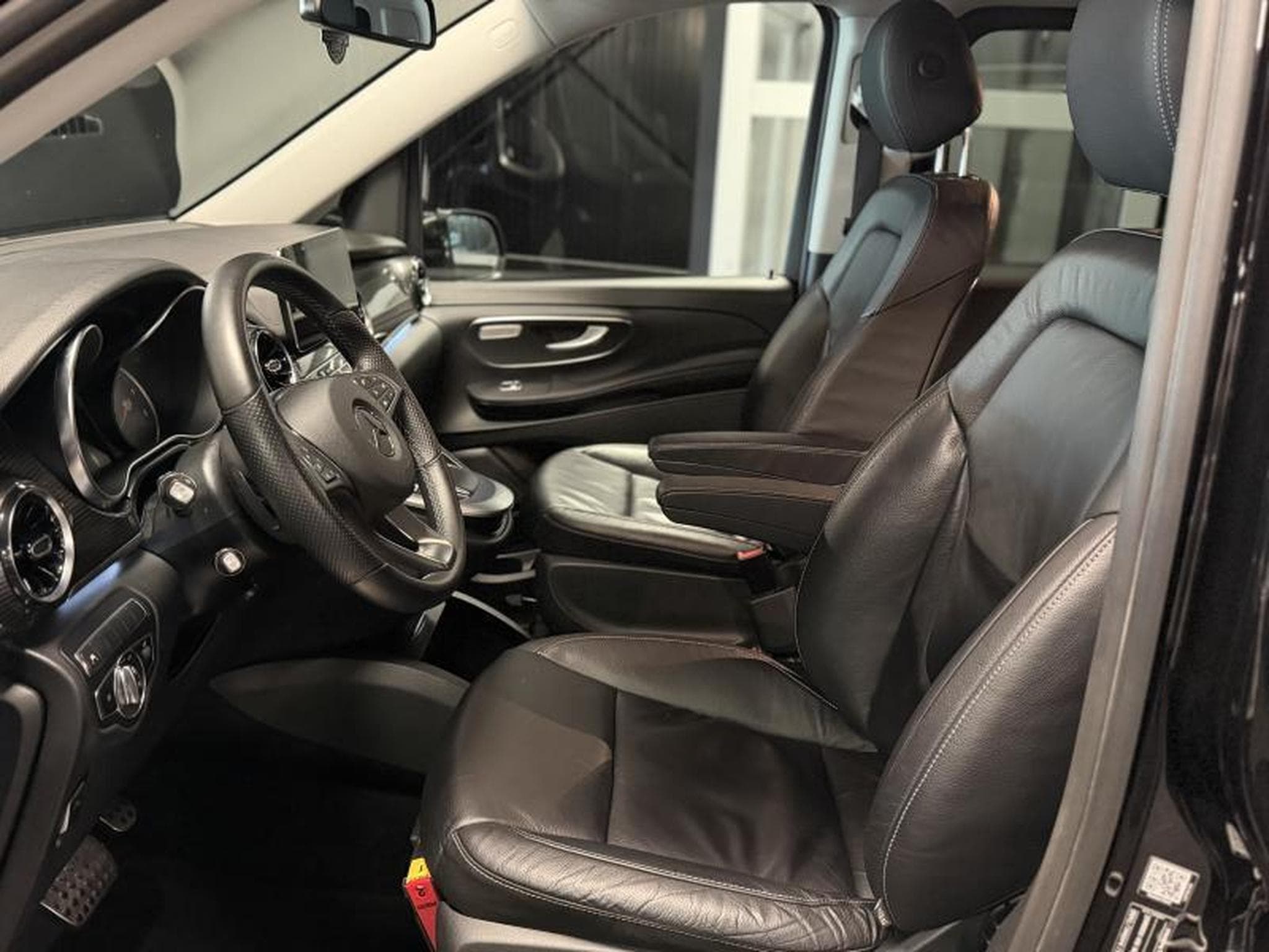Mercedes V 250 D 9G TRONIC (2022) - Photo 8