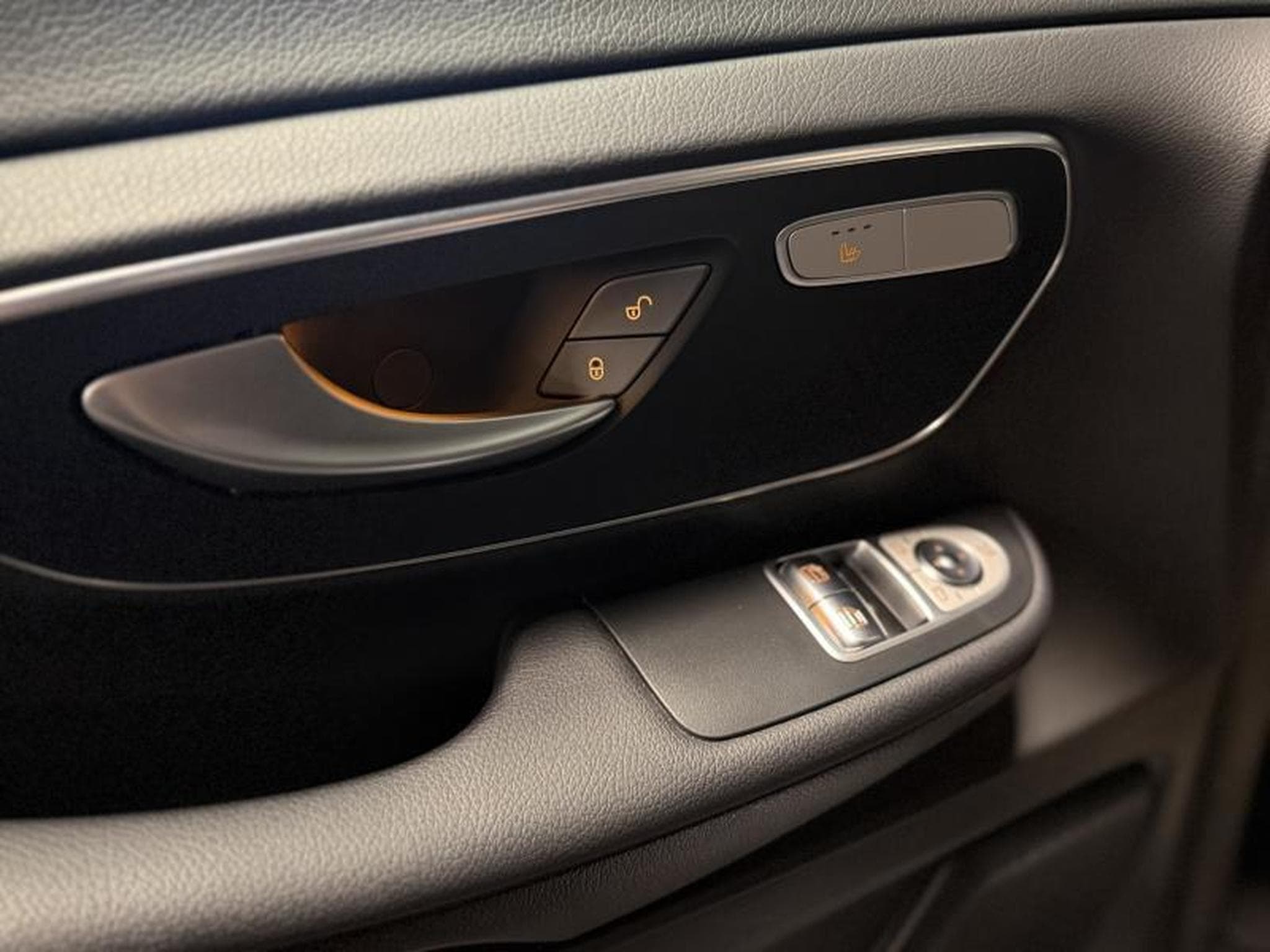 Mercedes V 250 D 9G TRONIC (2022) - Photo 9