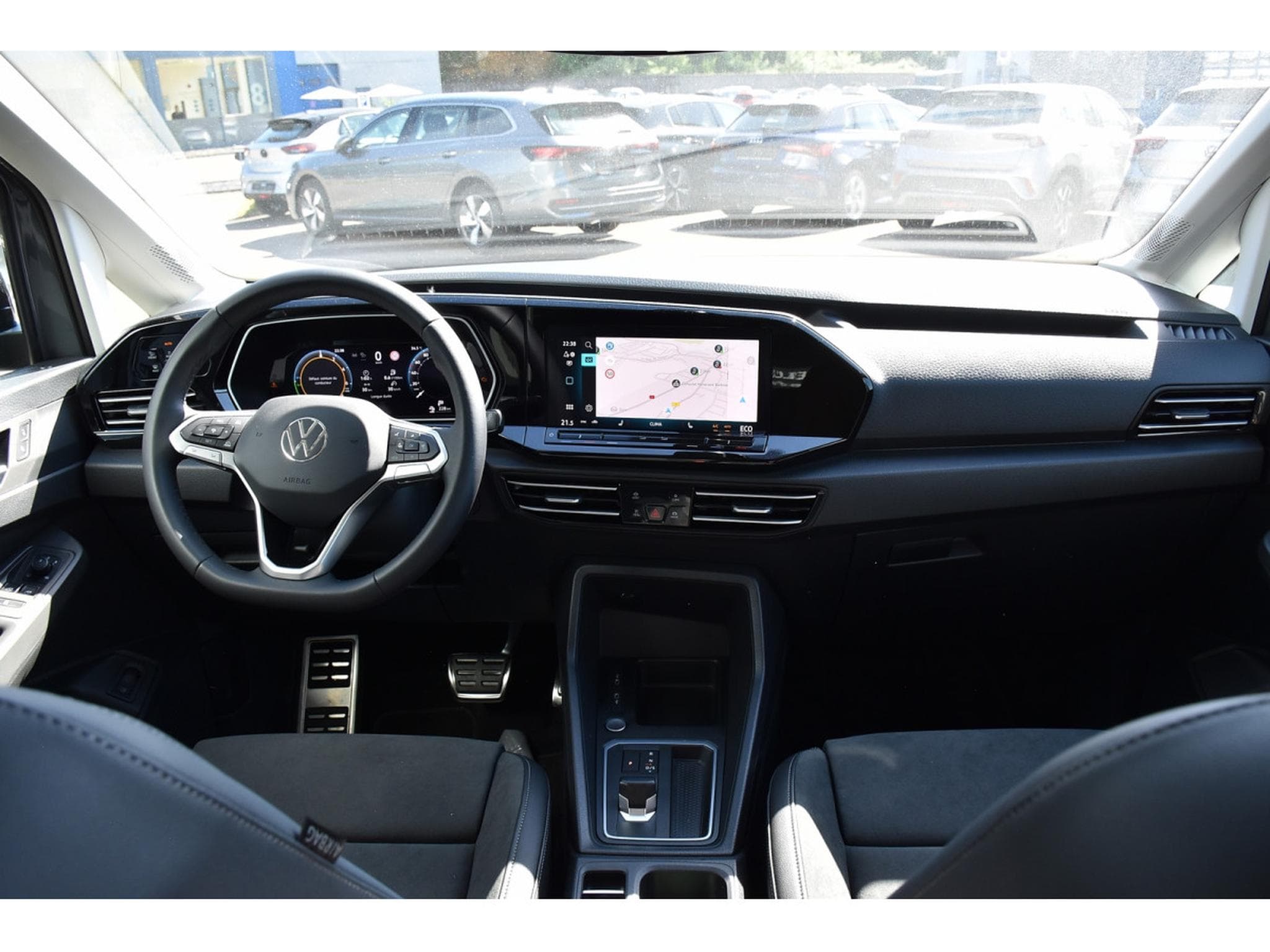 VW Caddy 1.5 TSI eHybrid PHEV Style DSG ACC TRAVEL SIDE ATT RMQ NEUF (2025) - Photo 9