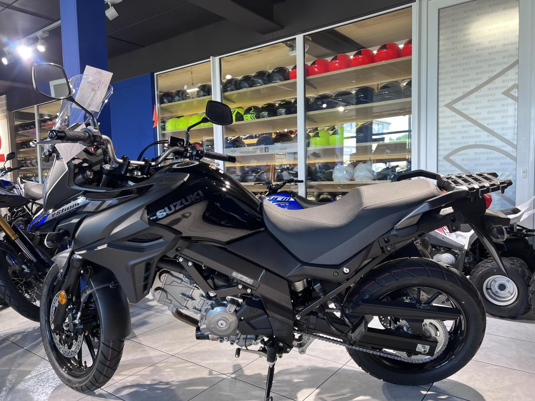 Suzuki V-Strom 650 (2026) - Photo 4