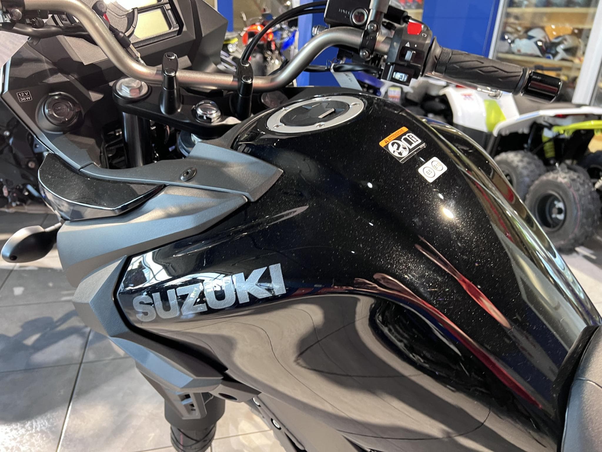 Suzuki V-Strom 650 (2026) - Photo 6