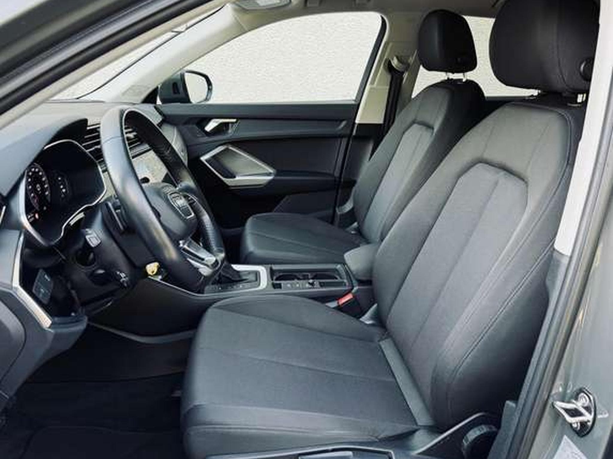 Audi Q3 Q3 35 TFSI S tronic Auto.// 12Mois De Garantie✅✅✅ (2020) - Foto 13