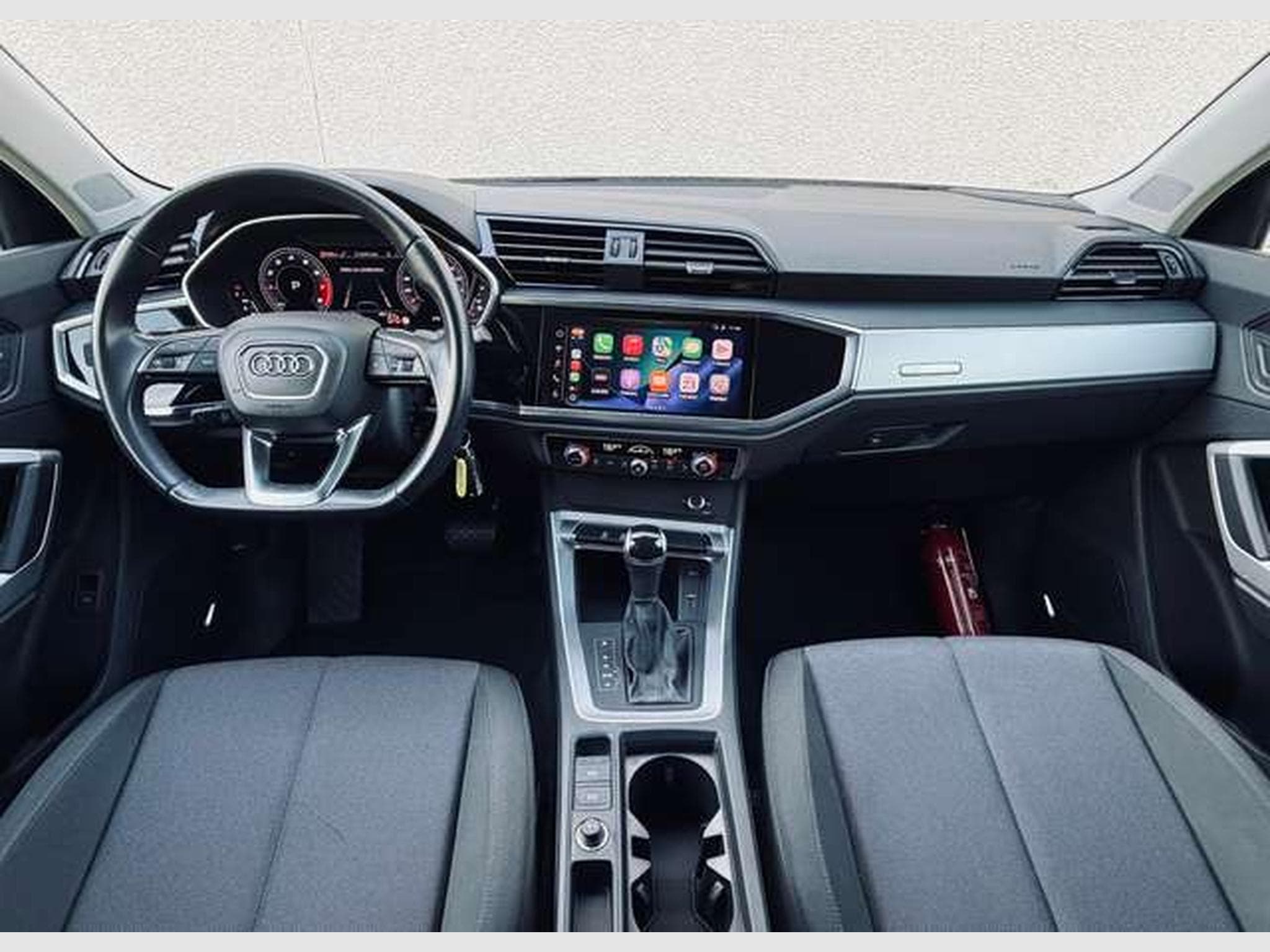 Audi Q3 Q3 35 TFSI S tronic Auto.// 12Mois De Garantie✅✅✅ (2020) - Foto 9