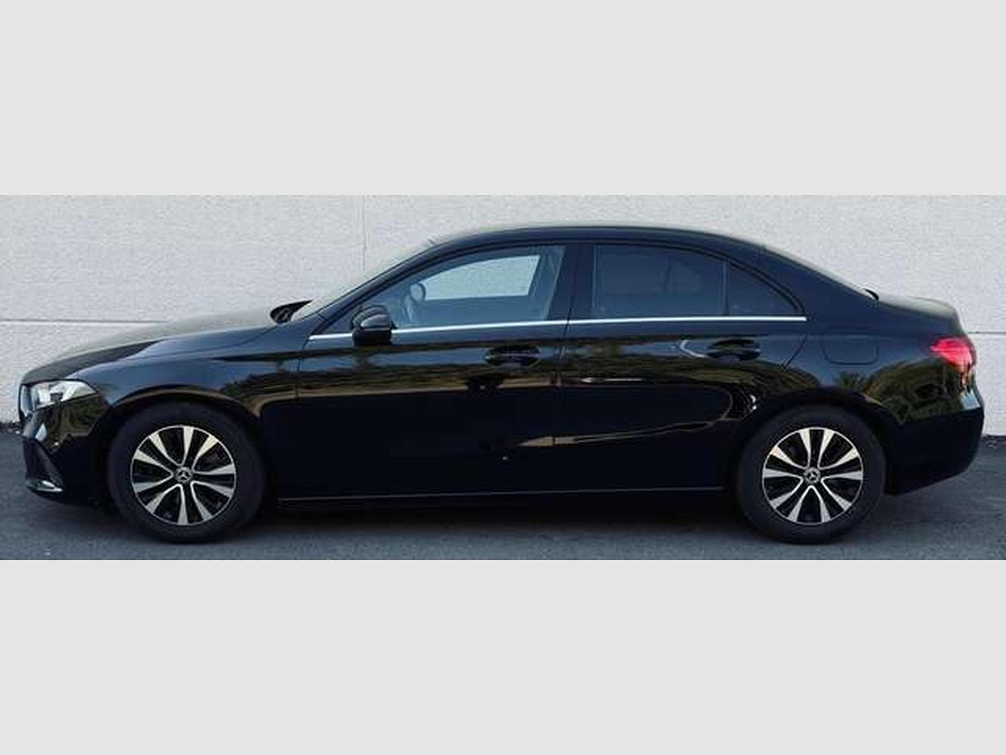 Mercedes A 180 A180D Limousine // Automatique // Garantie12Mois✅✅ (2020) - Photo 5