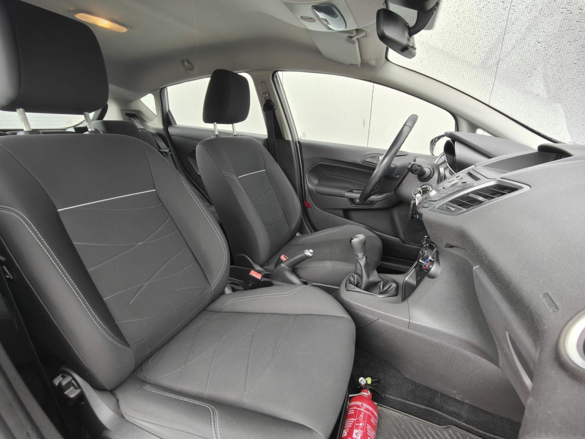 Ford Fiesta 1.0 ECOBOOST 5 PORTES CLIM BLUETOOTH (2016) - Photo 8