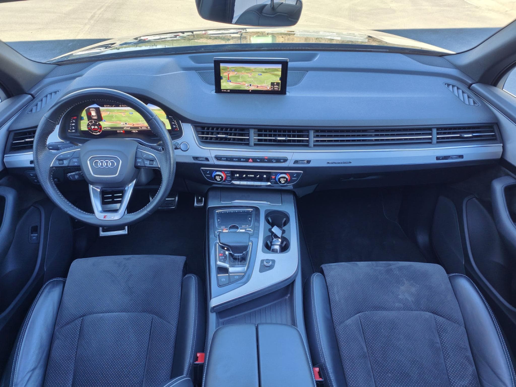 Audi Q7 3.0 TDI QUATTRO TIPTRONIC S-LINE 7 PLACES TOIT OUV CARPLAY (2019) - Foto 16