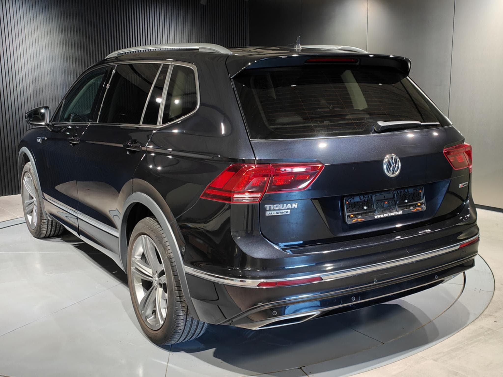 VW Tiguan 2.0 TDI DSG 4MOTION TOIT PANO CUIR CARPLAY (2021) - Photo 4