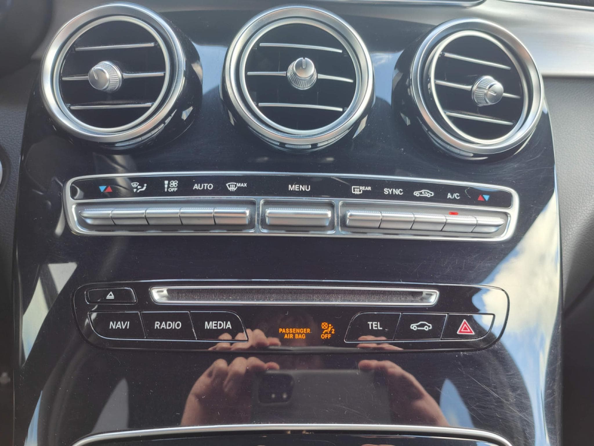 Mercedes GLC 220 220D AMG COUPE 4MATIC GPS CAMERA 360 SIEGES CHAUFFANTS (2018) - Photo 14
