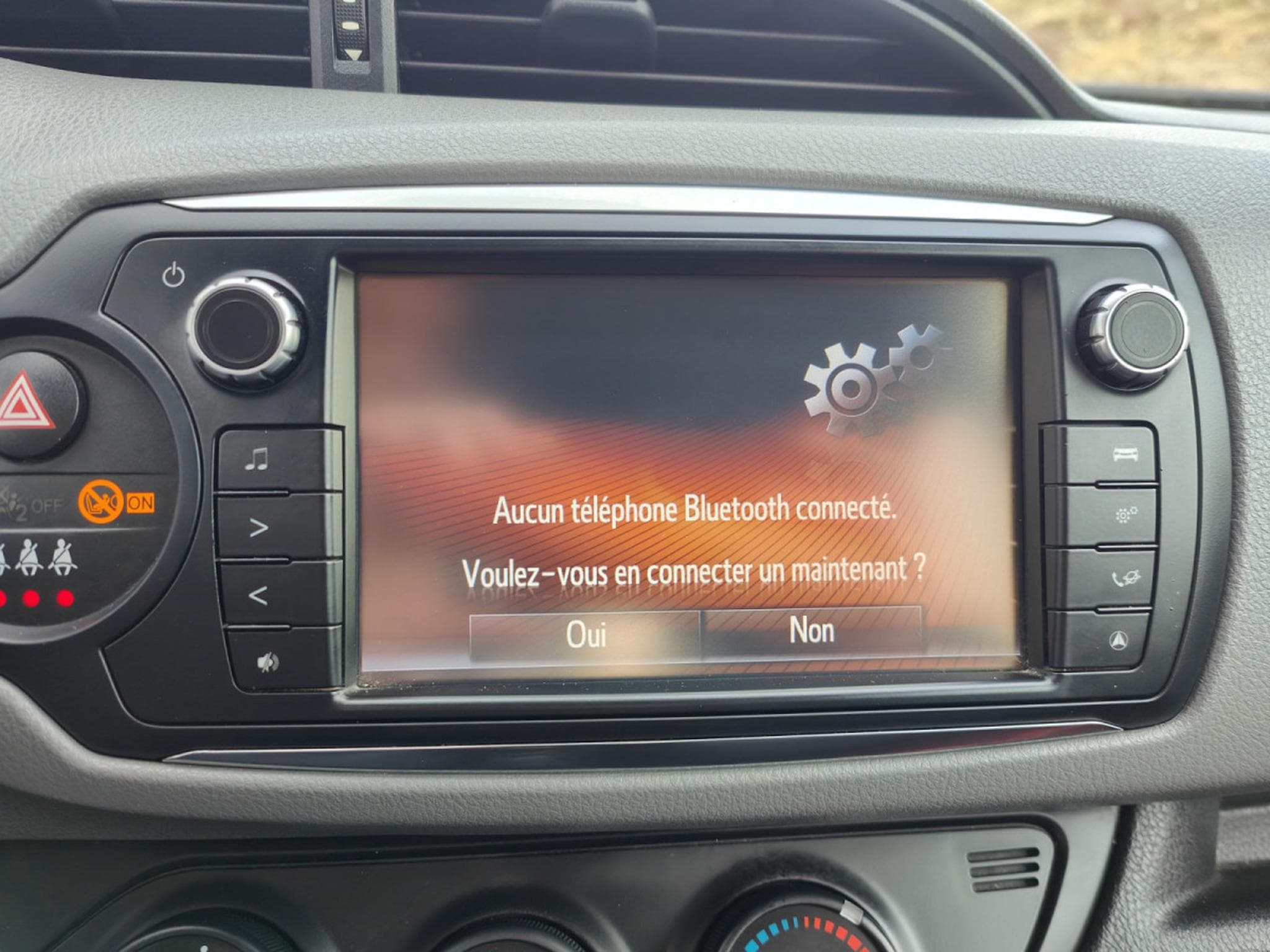 Toyota Yaris 1.3 VVT-I BLUETOOTH CLIMATISATION CAMERA (2015) - Photo 15