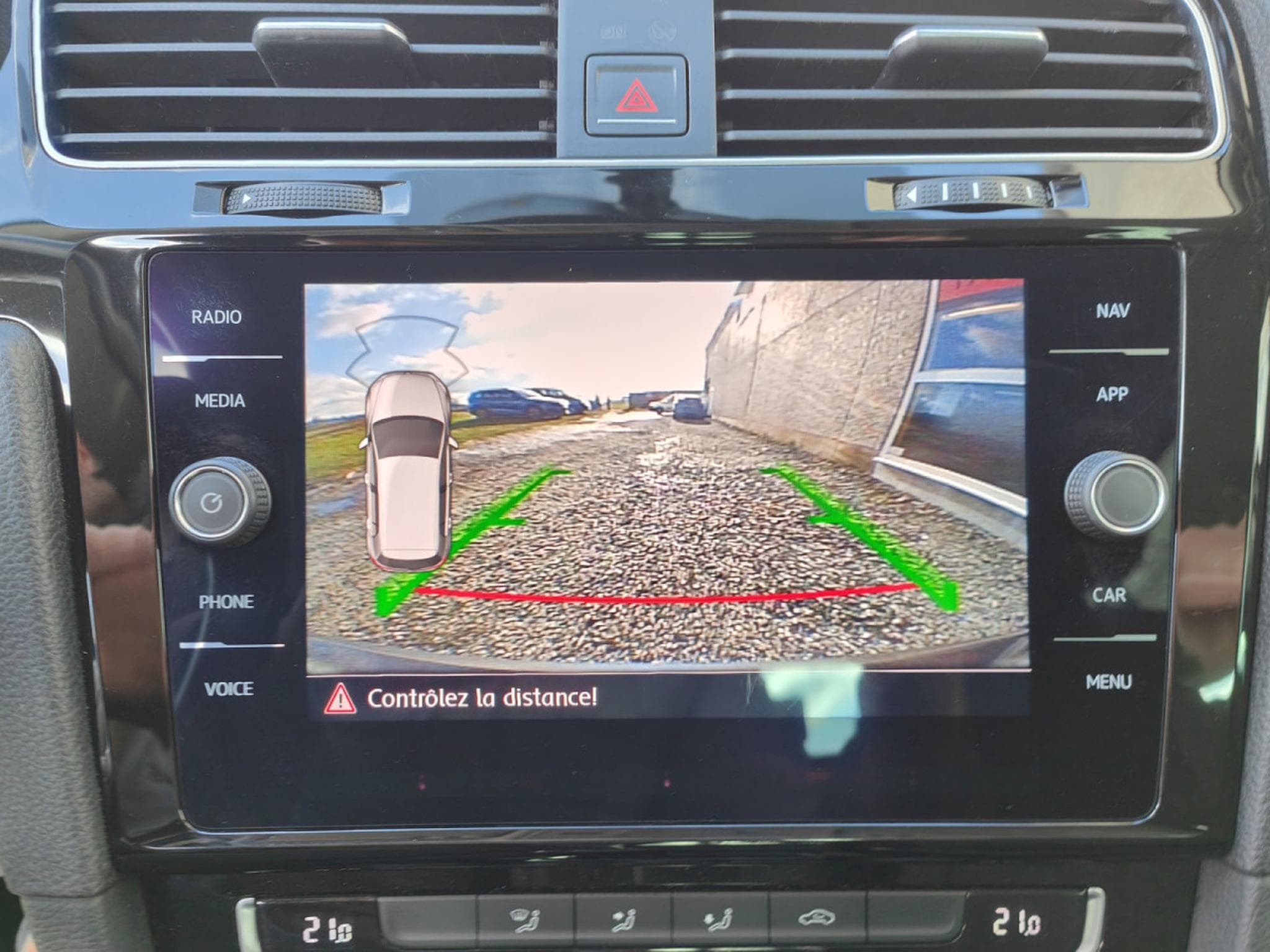 VW Golf 1.0 TSI JOIN GPS CARPLAY CAMERA APS AV/ARR (2018) - Photo 19