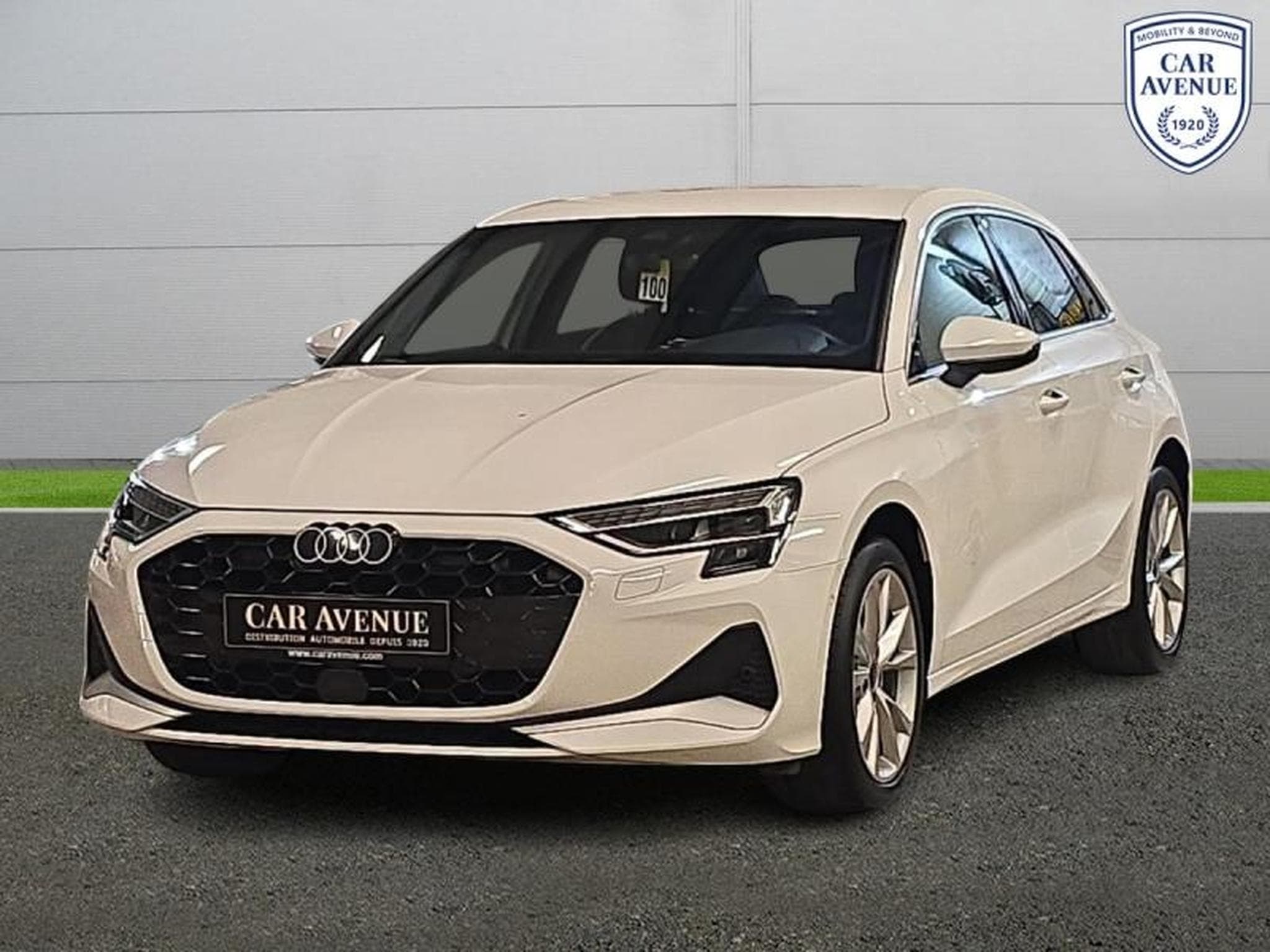 AUDI A3 30 TFSI 116ch Hybride Business Executive S tronic 7 (2024) - Photo 1