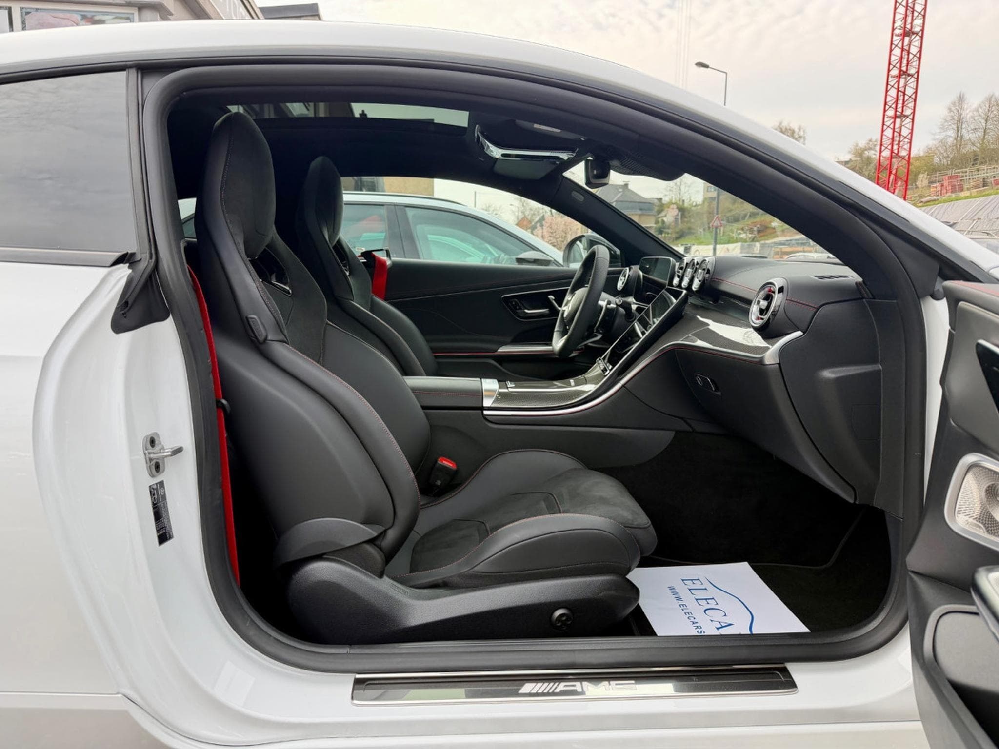 Mercedes CLE 53 AMG 4Matic+ PANO/NIGHT/BURMESTER/HEAD-UP/360° (2026) - Photo 10