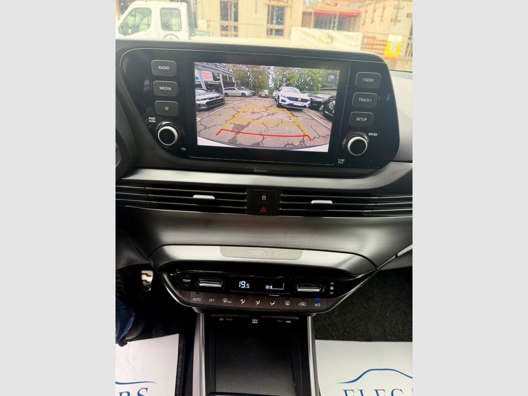 Hyundai Bayon 1.0 T-GDI 100 2WD Aut. Select (2022) - Photo 13