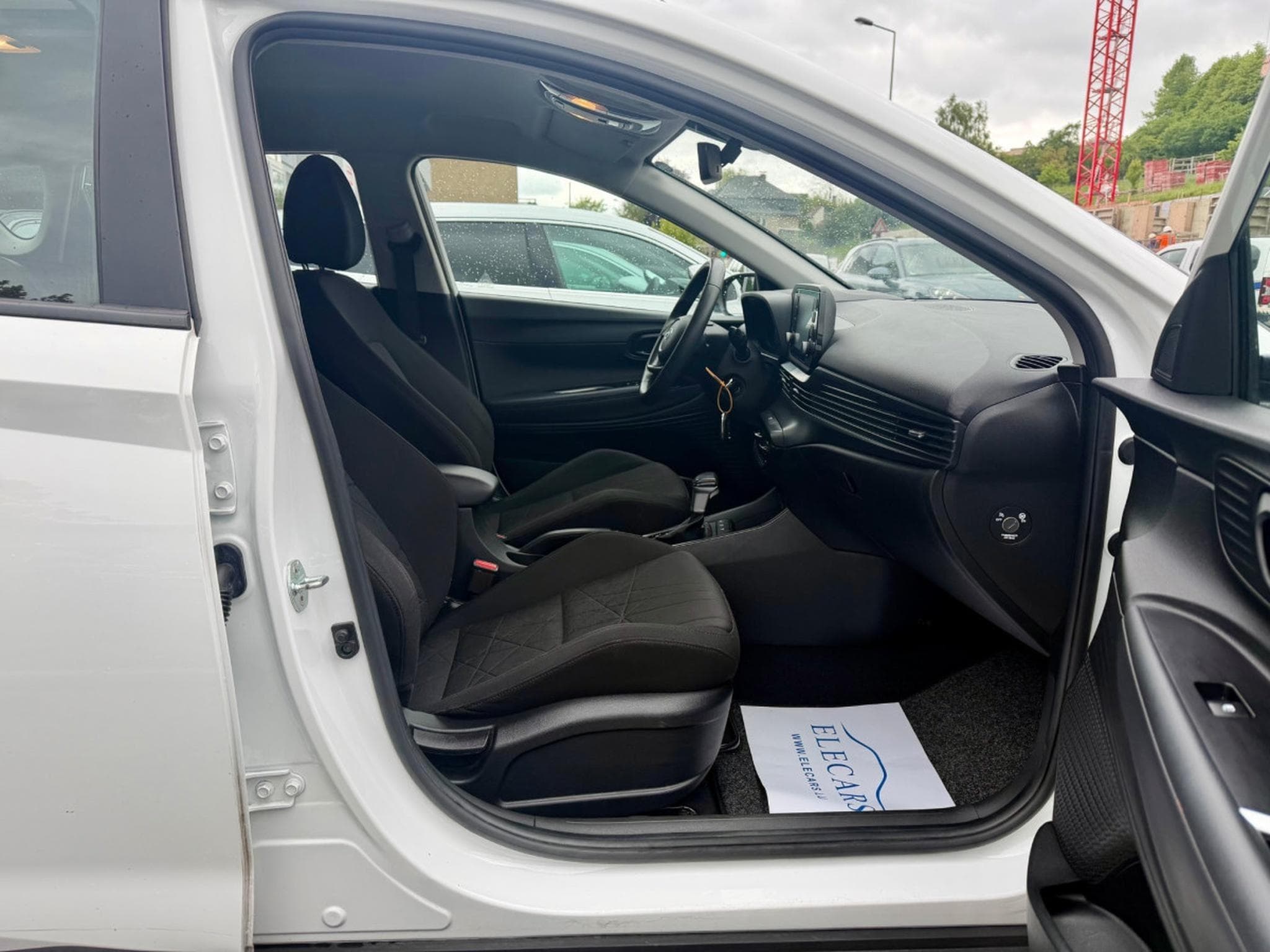 Hyundai Bayon 1.0 T-GDI 100 2WD Aut. Select (2022) - Photo 9