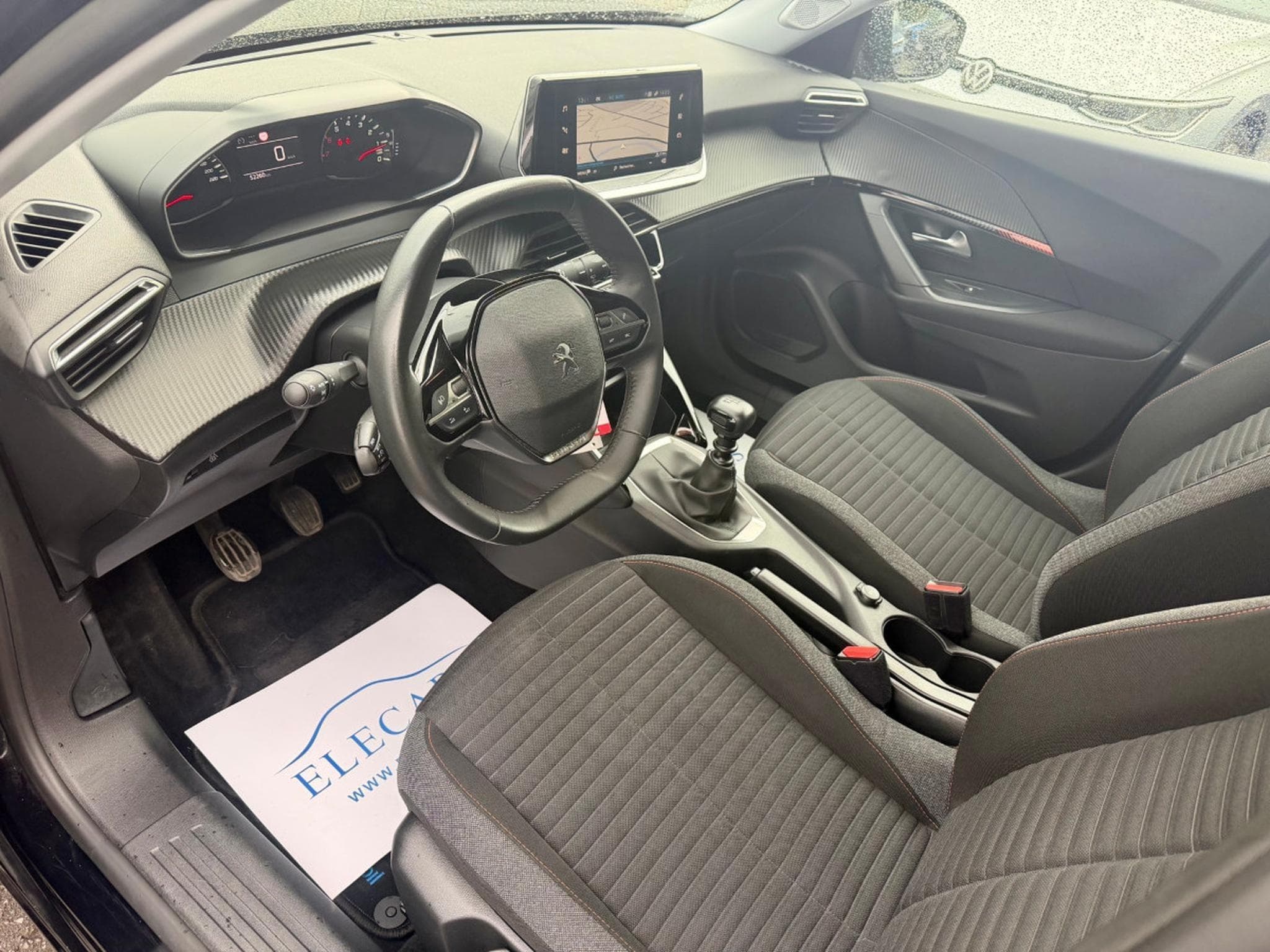 Peugeot 2008 1.2 PureTech 100 Active (2022) - Photo 7