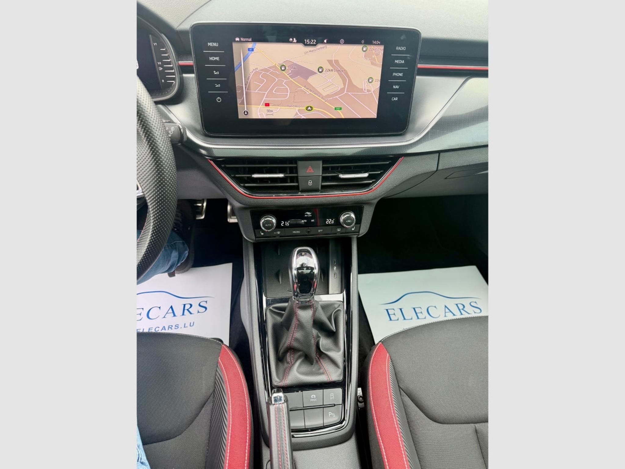 Skoda Scala 1.5 TSI 150 DSG7 Monte Carlo PANO/CAM/LED (2022) - Photo 12