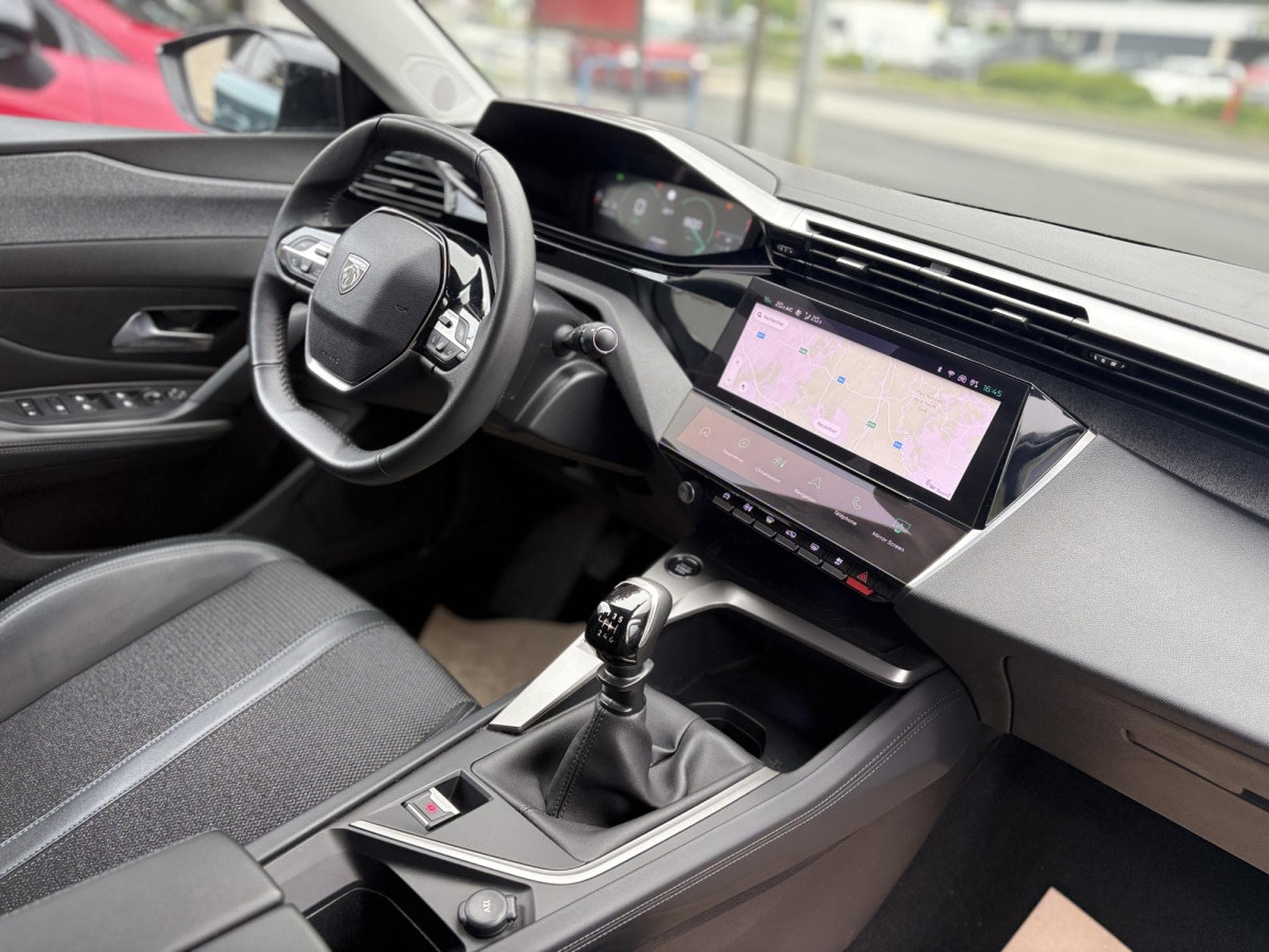 Peugeot 308 SW ALLURE 1.2 PURETECH 96KW * GARANTIE 36 MOIS * (2024) - Foto 6