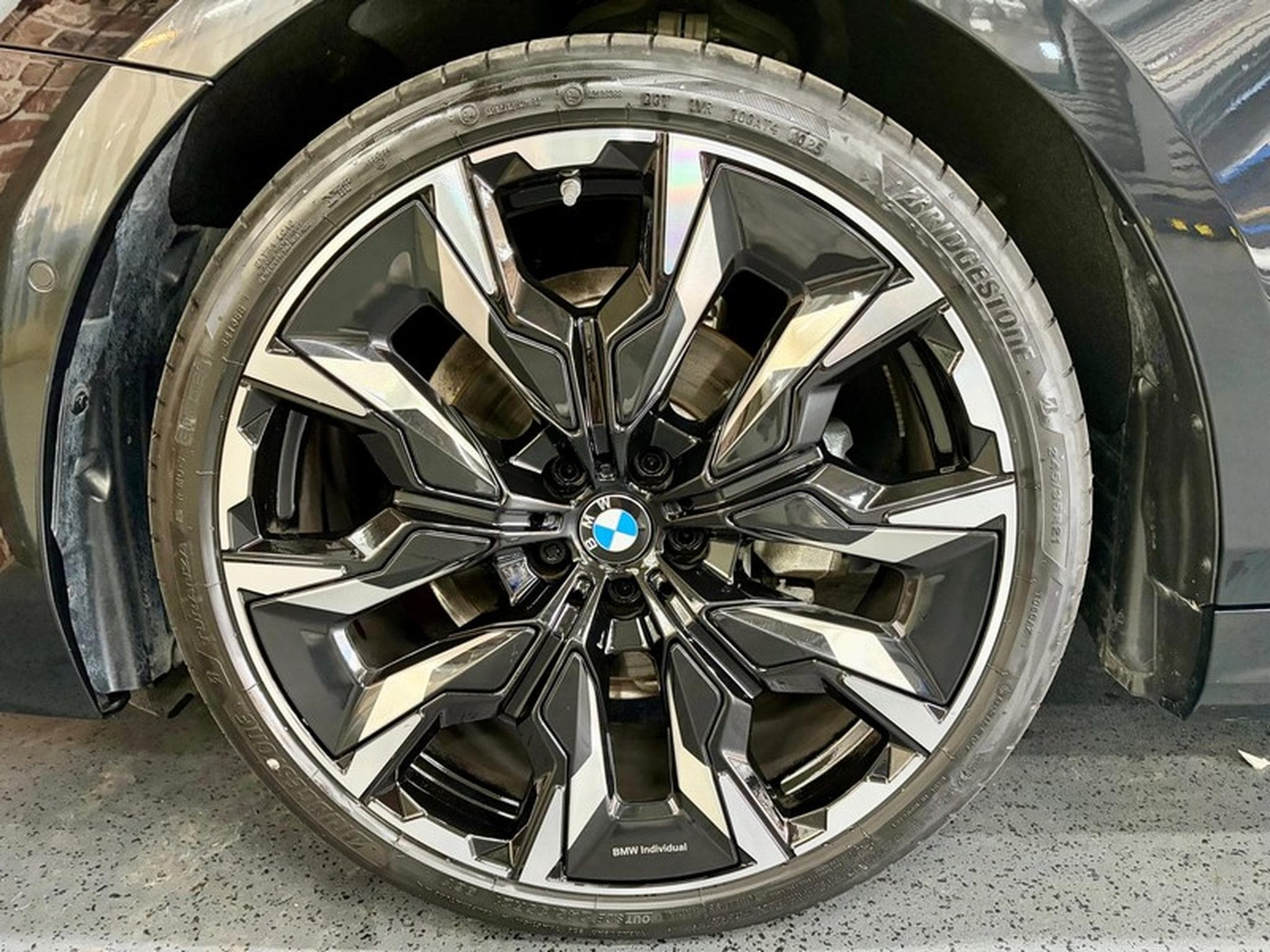 BMW 520 520dA Touring 2.0 197cv Auto HYB-DIE xDrive M-SPORT (2025) - Photo 3