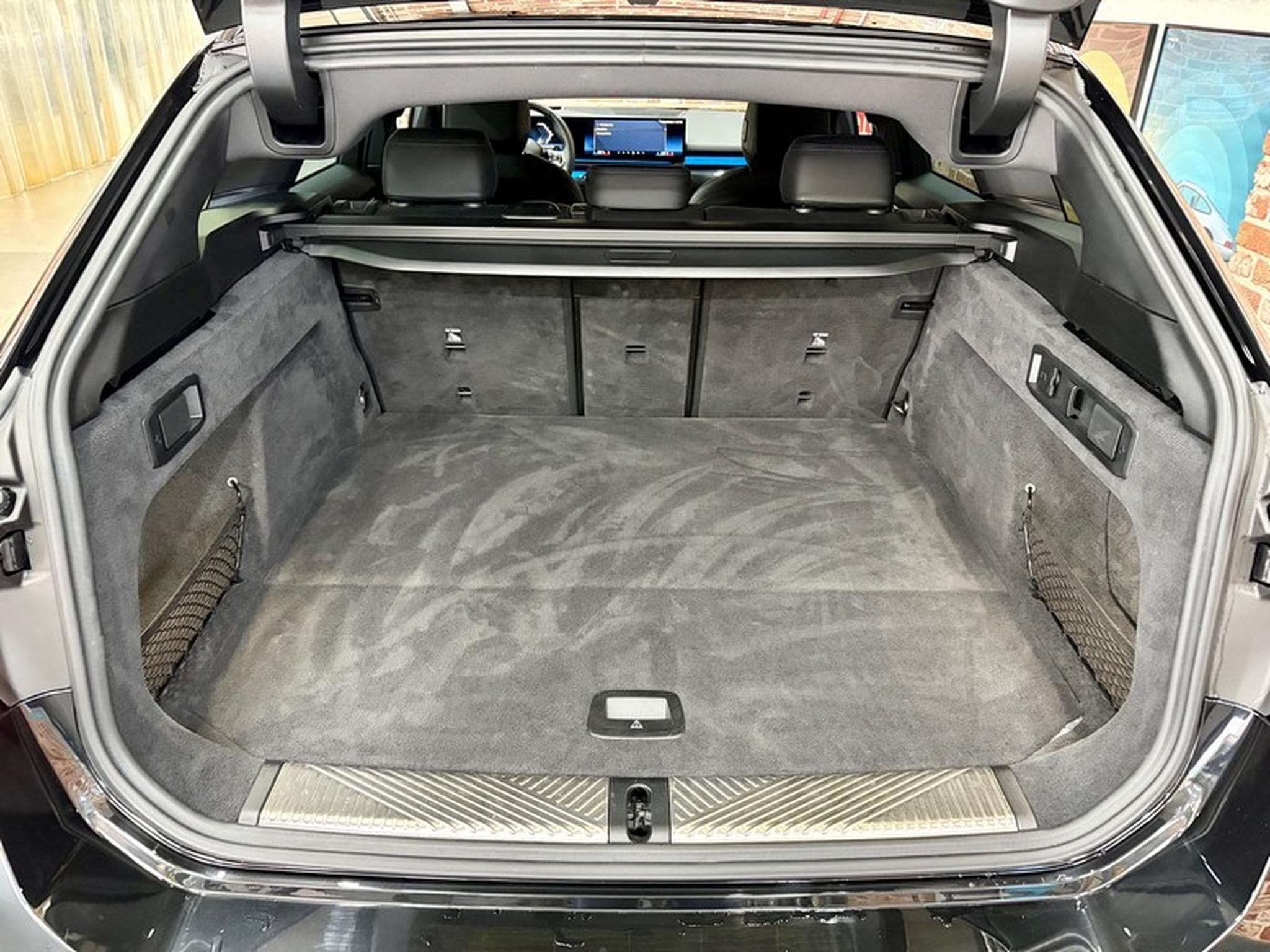 BMW 520 520dA Touring 2.0 197cv Auto HYB-DIE xDrive M-SPORT (2025) - Photo 7